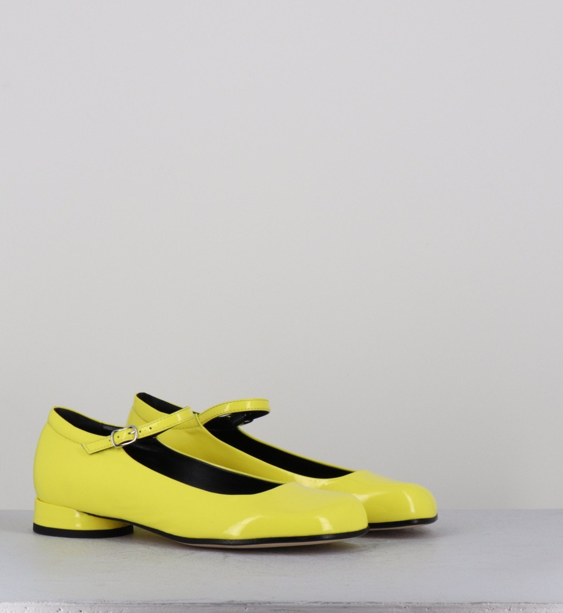 LIGAT2 CINDY BUTTERCUP