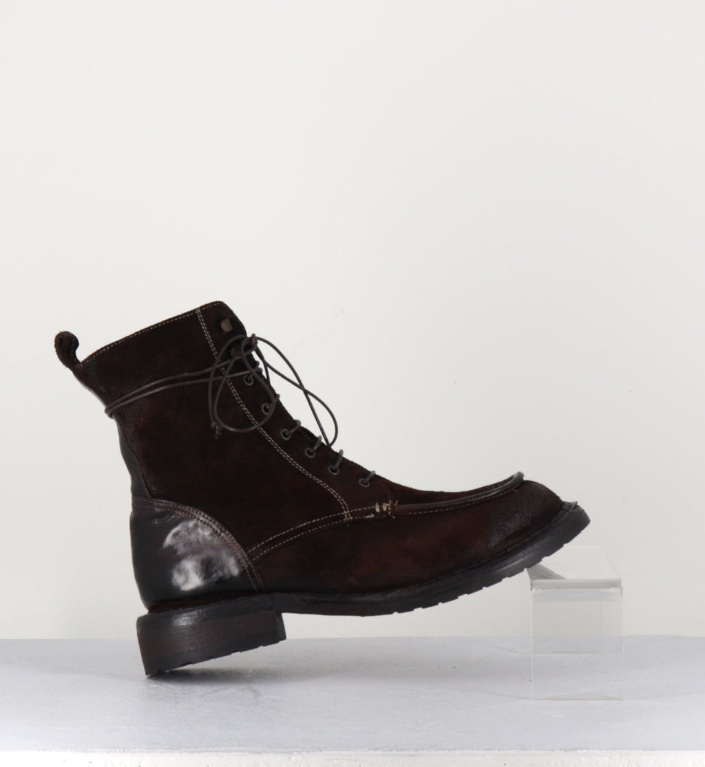 Boots Lacets D coupe Brogue En Daim Marron KDOP5664 TEAK Garrice boots-lacets-d-coupe-brogue-en-daim-marron-kdop5664-teak-garrice