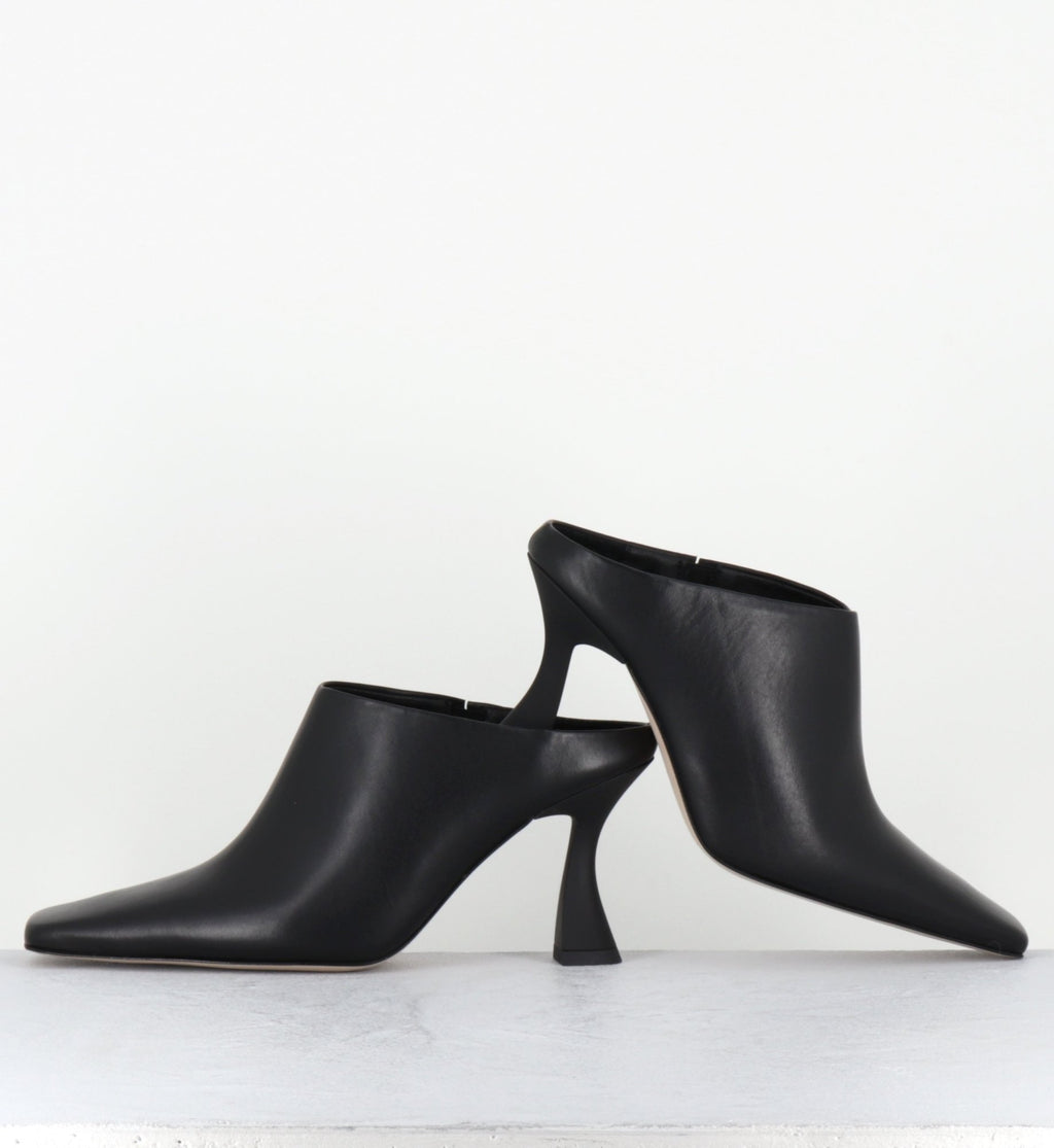 MANUELA BLACK MULES