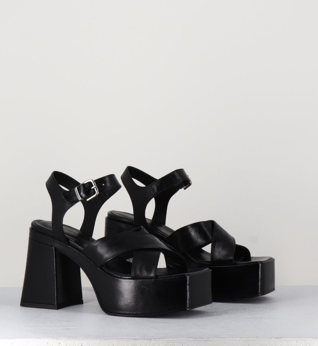 PE7637 NERO