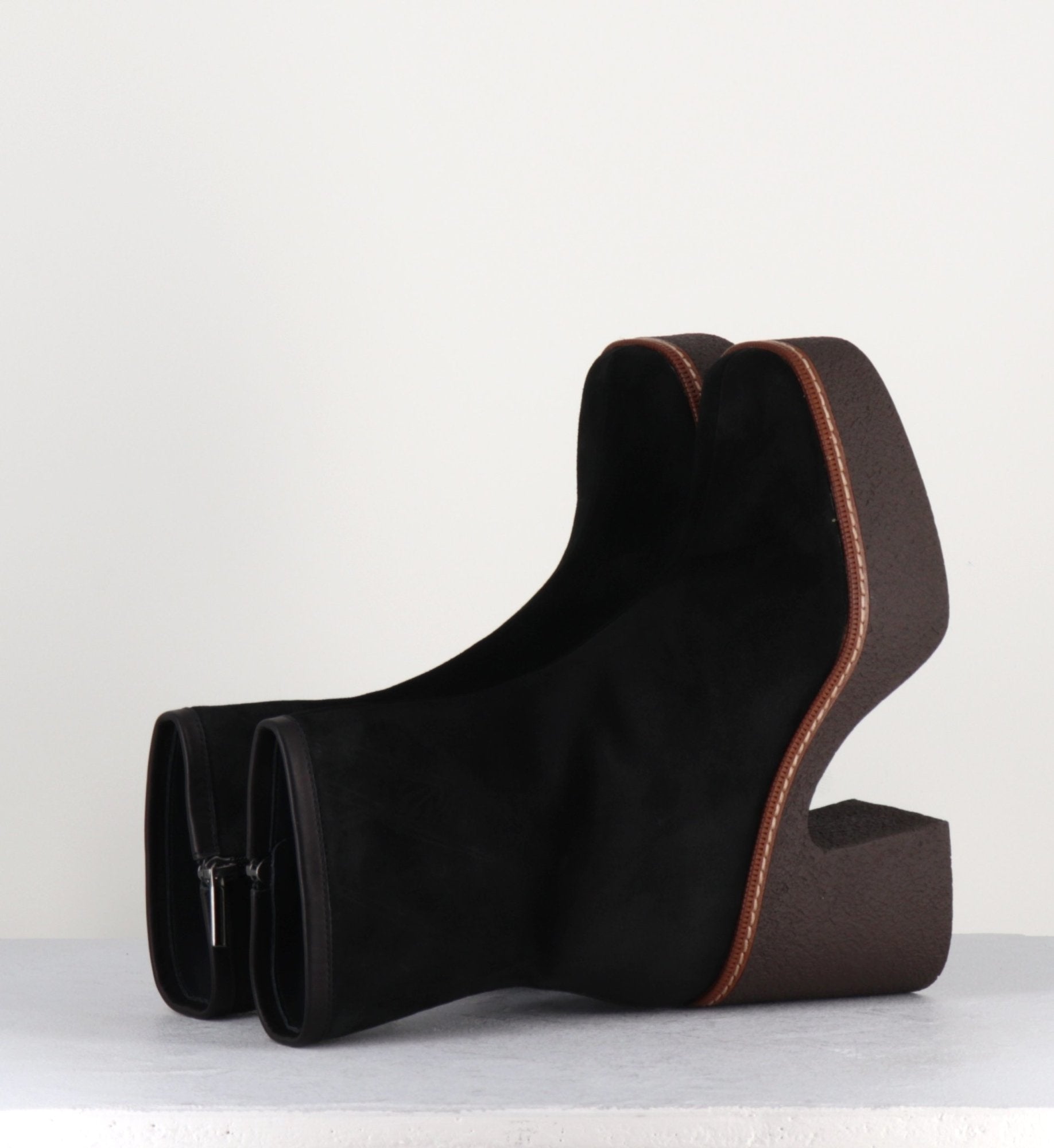 CARLA21 VELOURS NERO
