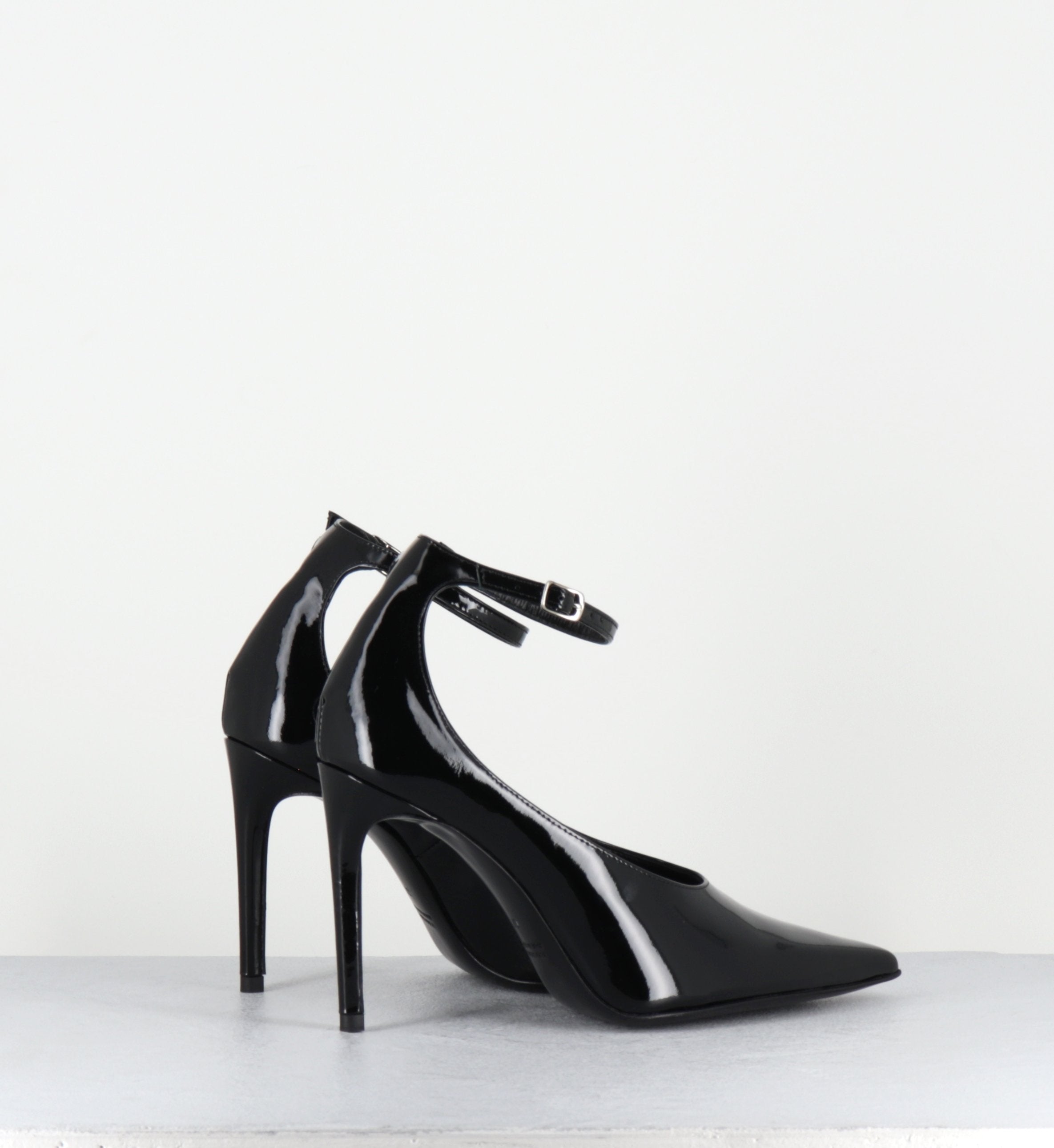 FLOYDAH24 VERNICE BLACK