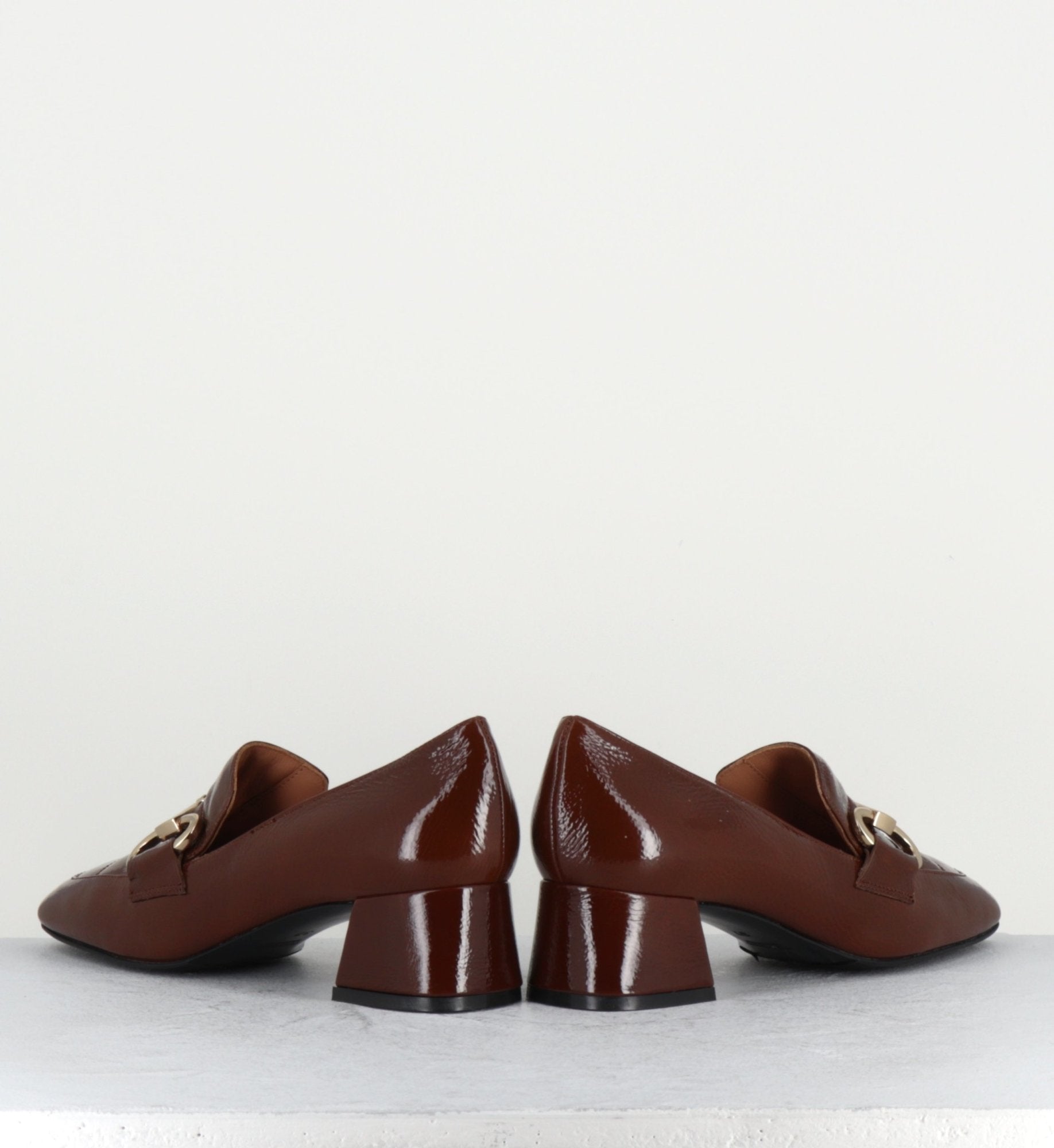 2465 FINISH MARRONE