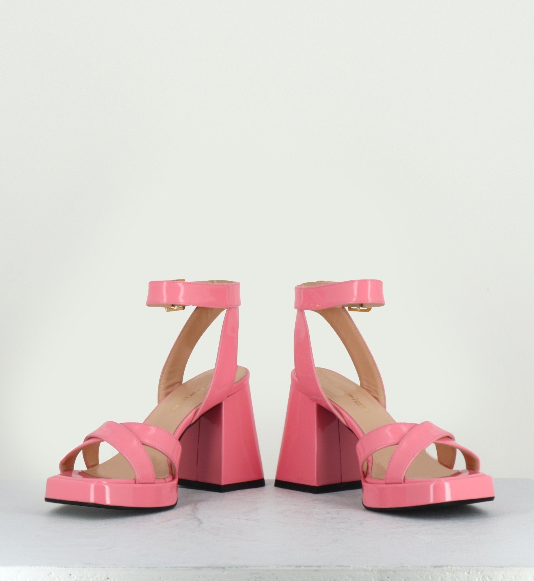 SUNNY VERNICE PINK