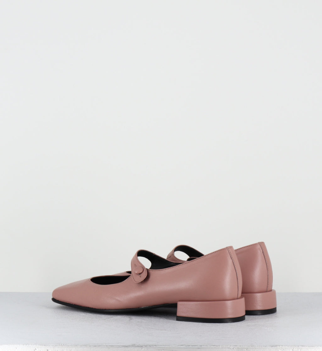 JANE NATURAL COWHIDE