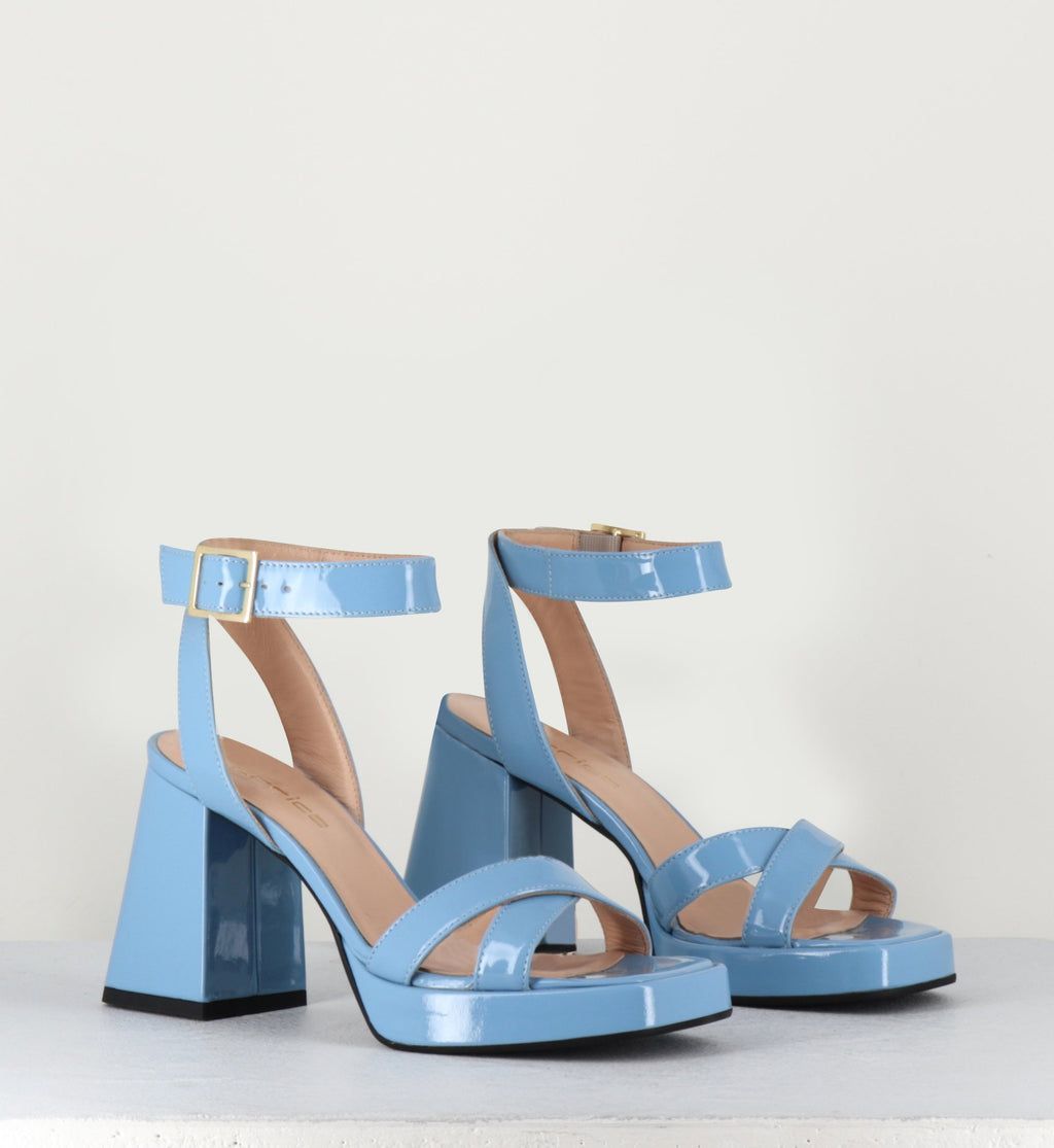Sandales à plateforme en cuir vernis bleu - YEL3305 CELESTE