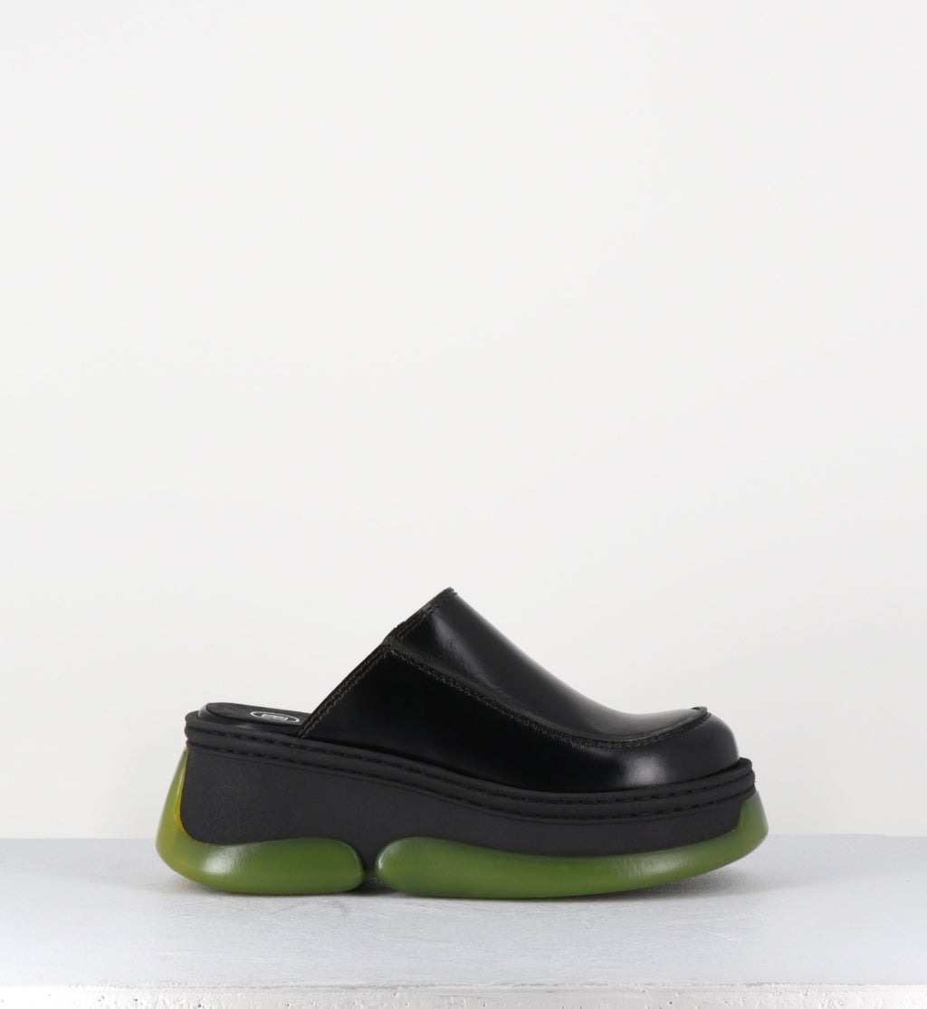 BRIETTA BLACK MULE