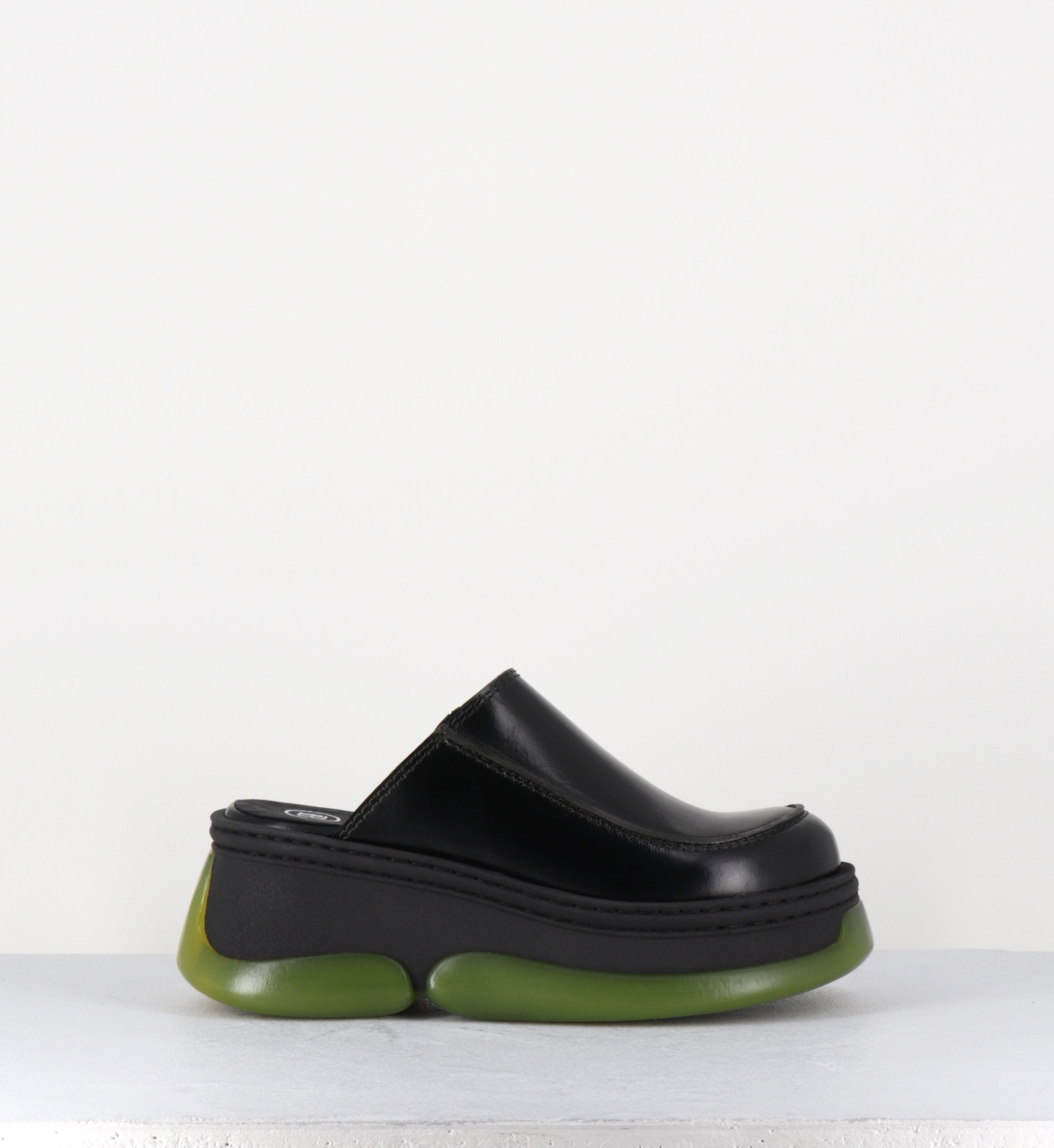BRIETTA BLACK MULE