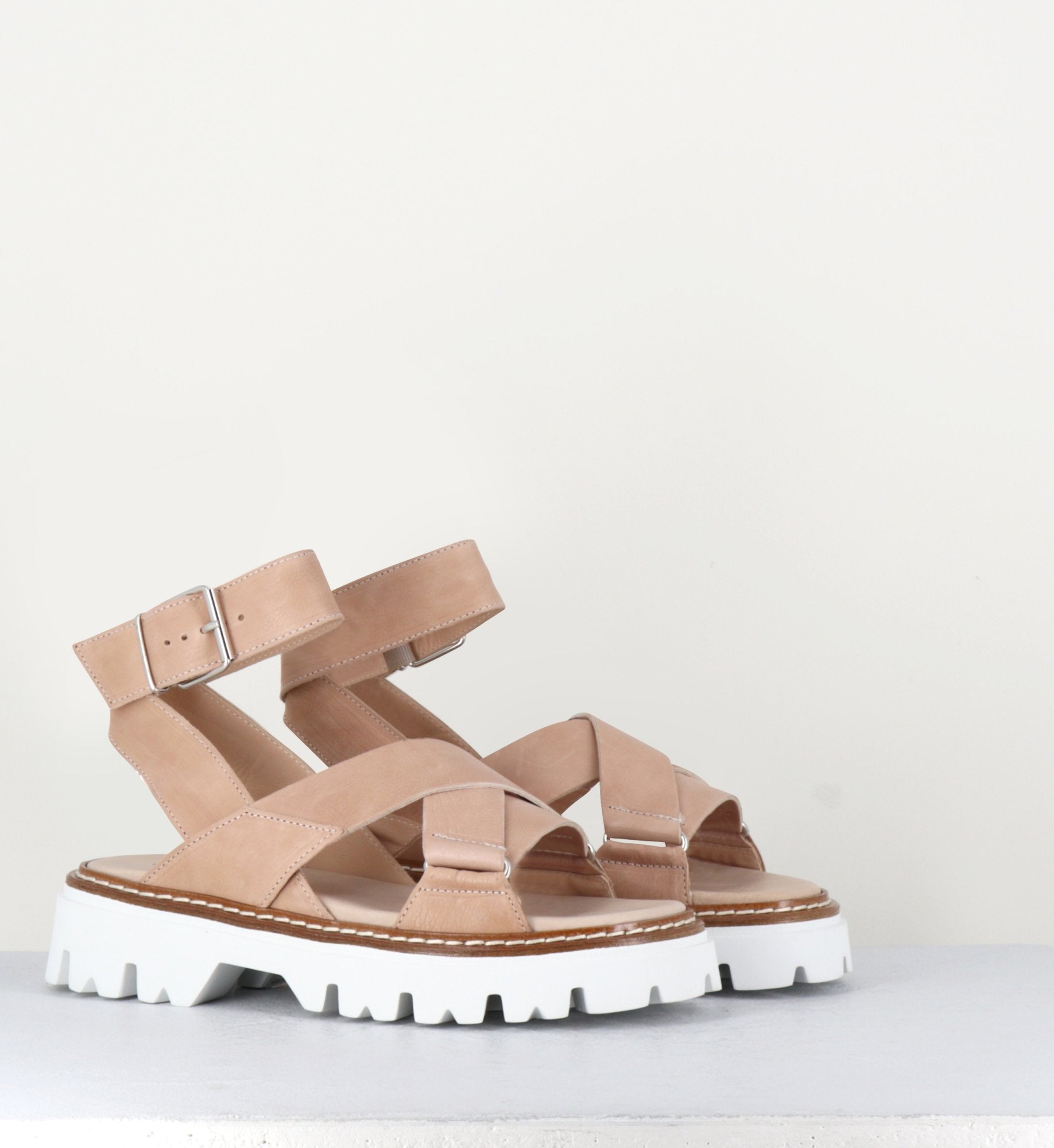 Sandales semelle épaisse en cuir beige - PE7455 CORDA