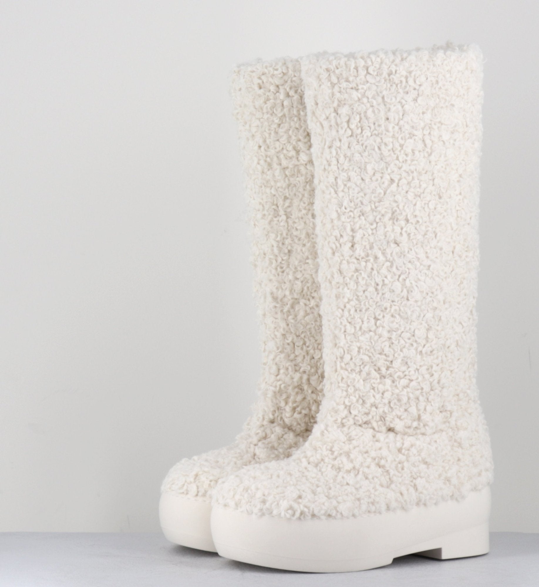 GIA-22 SHEARLING IVORY