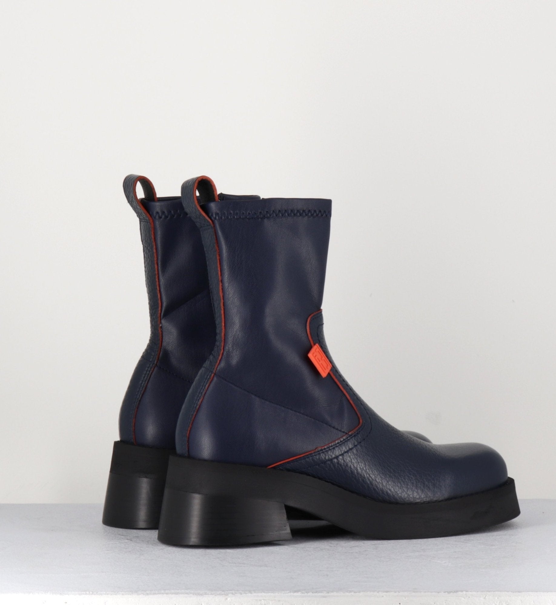 OLIANA NAVY BOOTS
