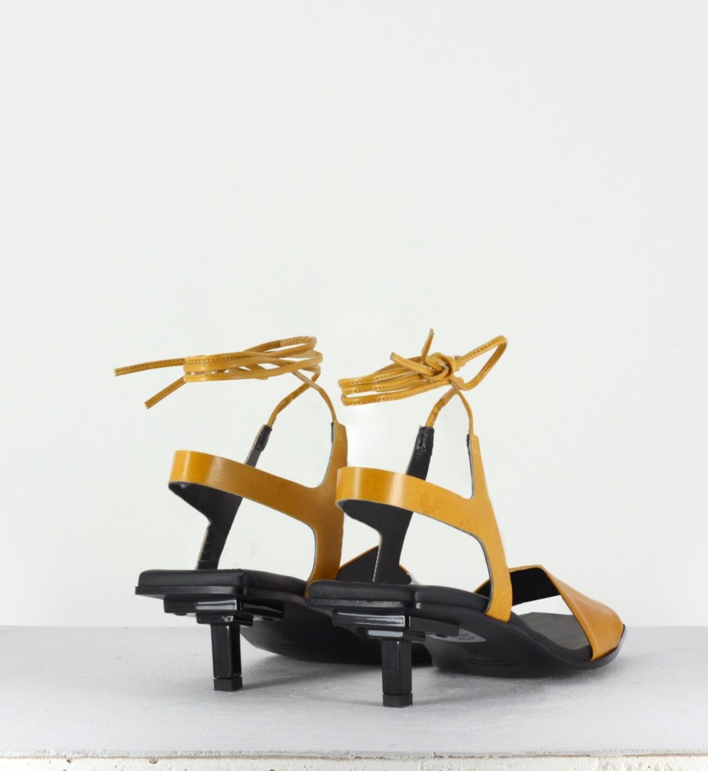 Sandales en jaune moutarde Garrice Collection - 6307
