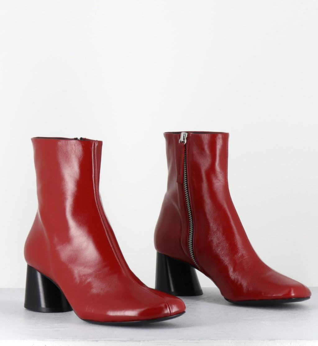 ODILE02 GLAZE PASSION