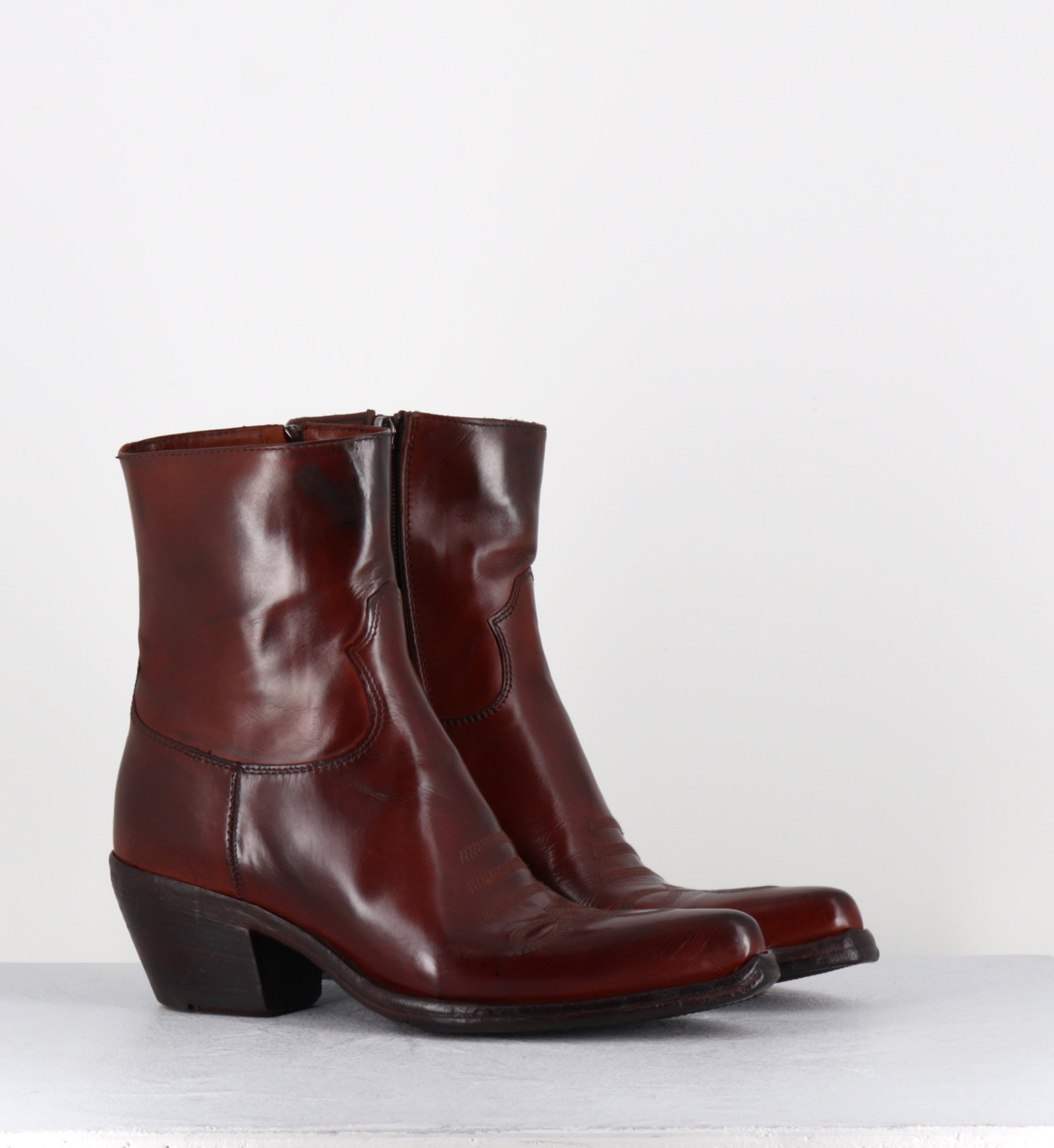 GU02C25 DIVER COOPER