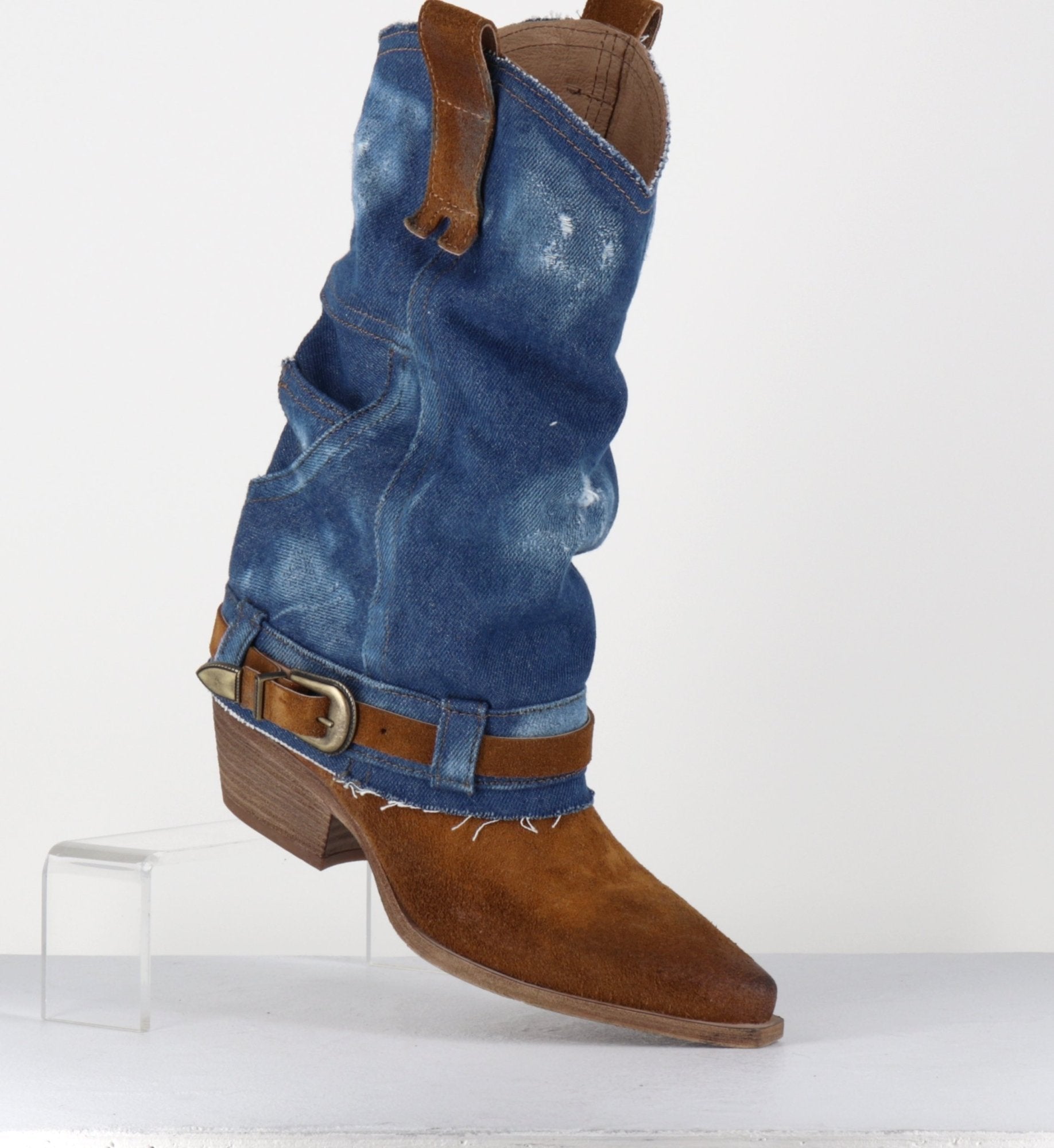 SADA JEANS SUEDE