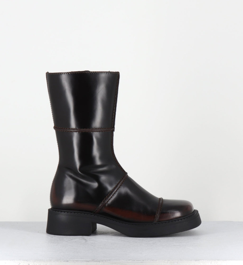 DAHLIA DARK BROWN BOOTS