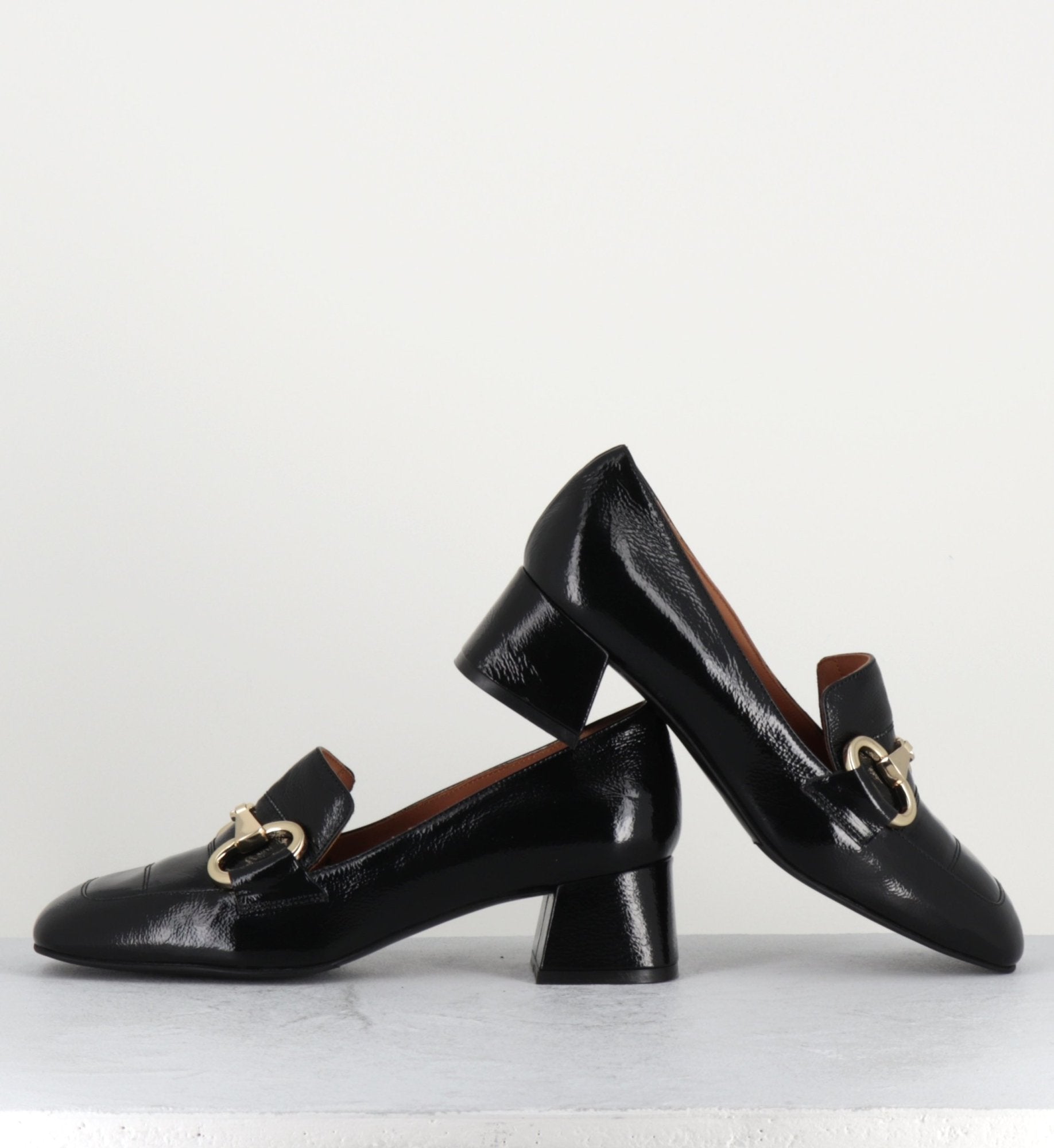 2465 FINISH NERO