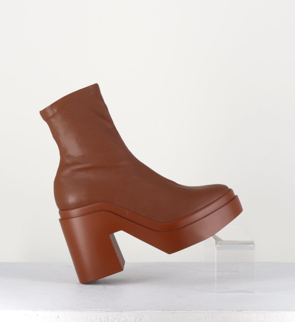Boots en cuir couleur bois stretch - NINAA BOIS