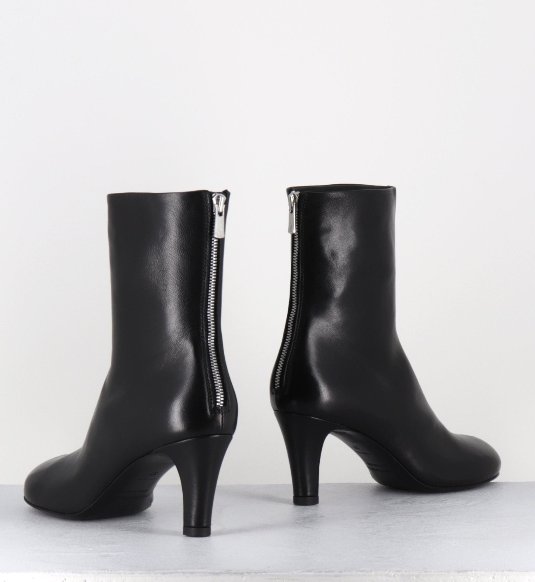 ESME005 GUANTERIA NERO