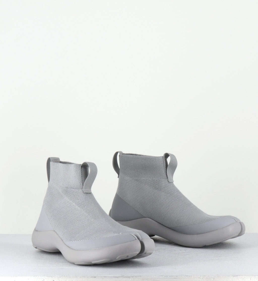TABI HIGHTOP GREY