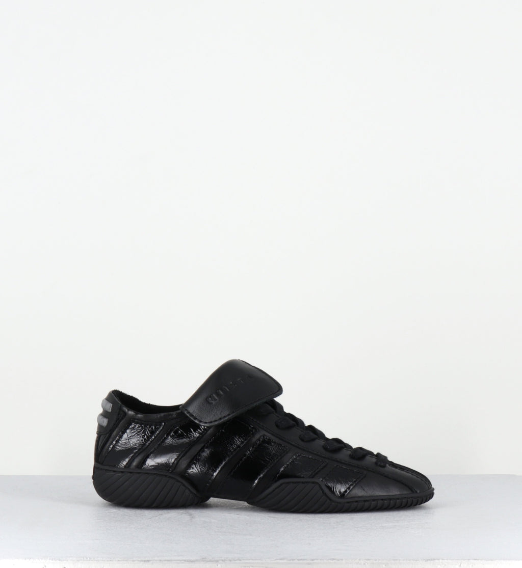NIKOLETTA BLACK SNEAKERS