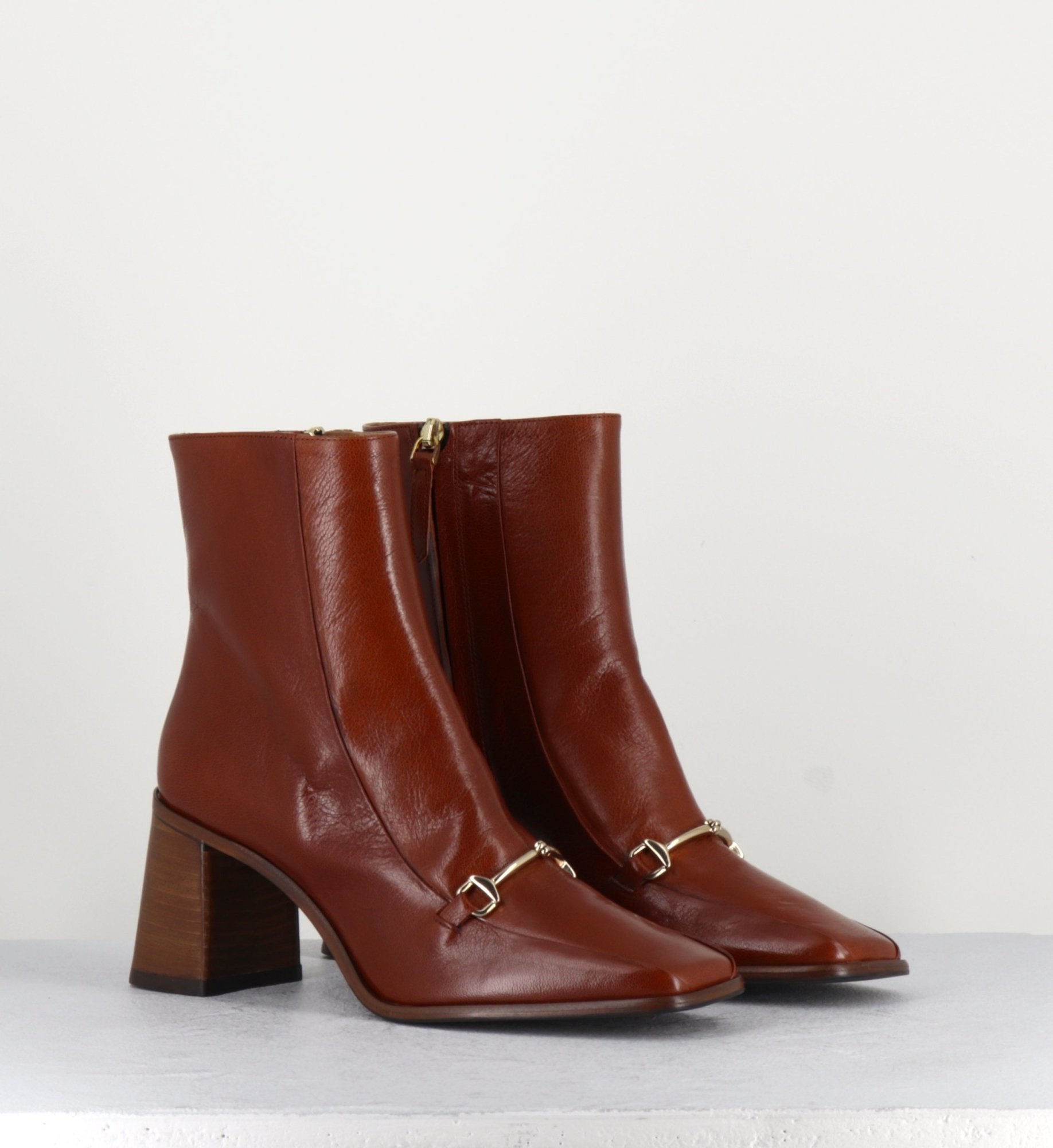 2537 FELLINI COGNAC