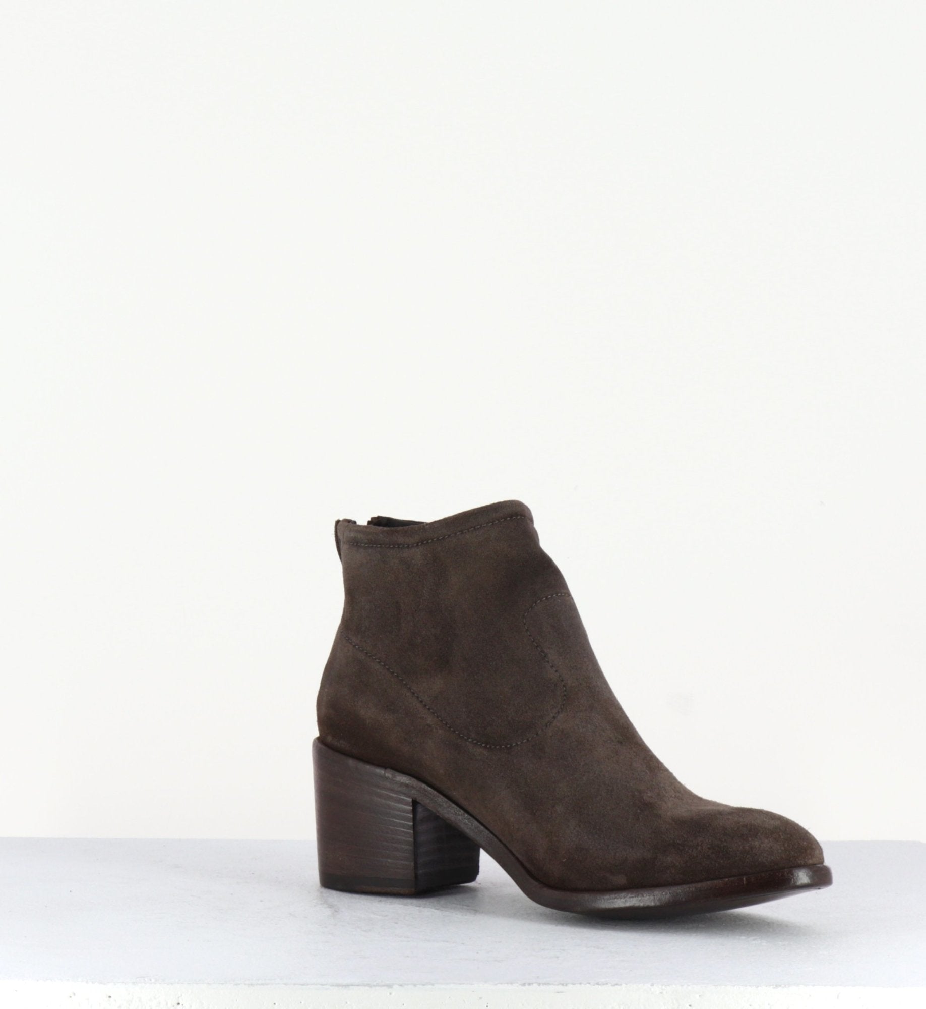 Bottines petit talon courtes en daim beige TESSA45014T - Alberto Fasciani