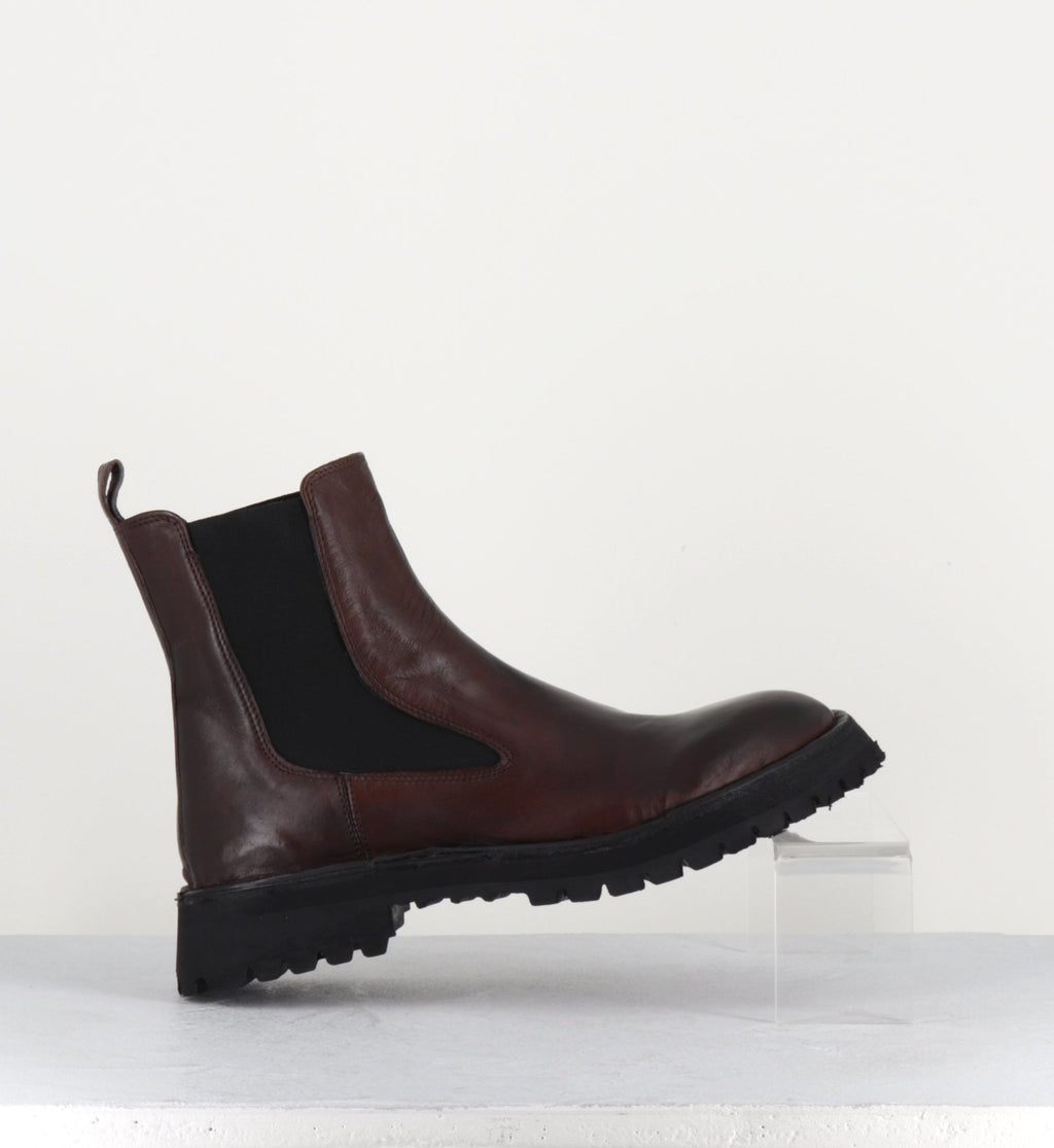 21J270 BROWN