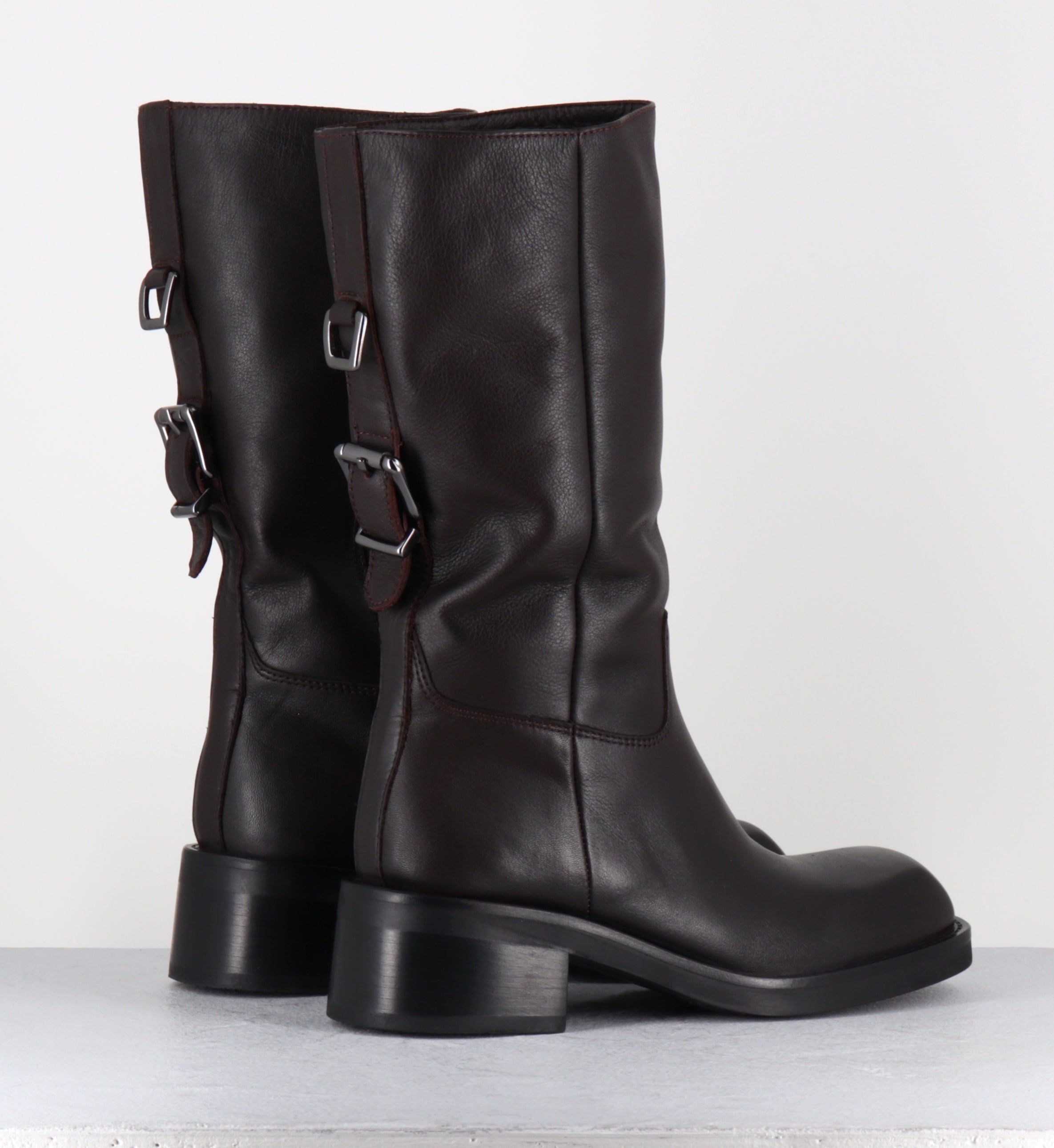 LEDA NATA CIOCCOLATO