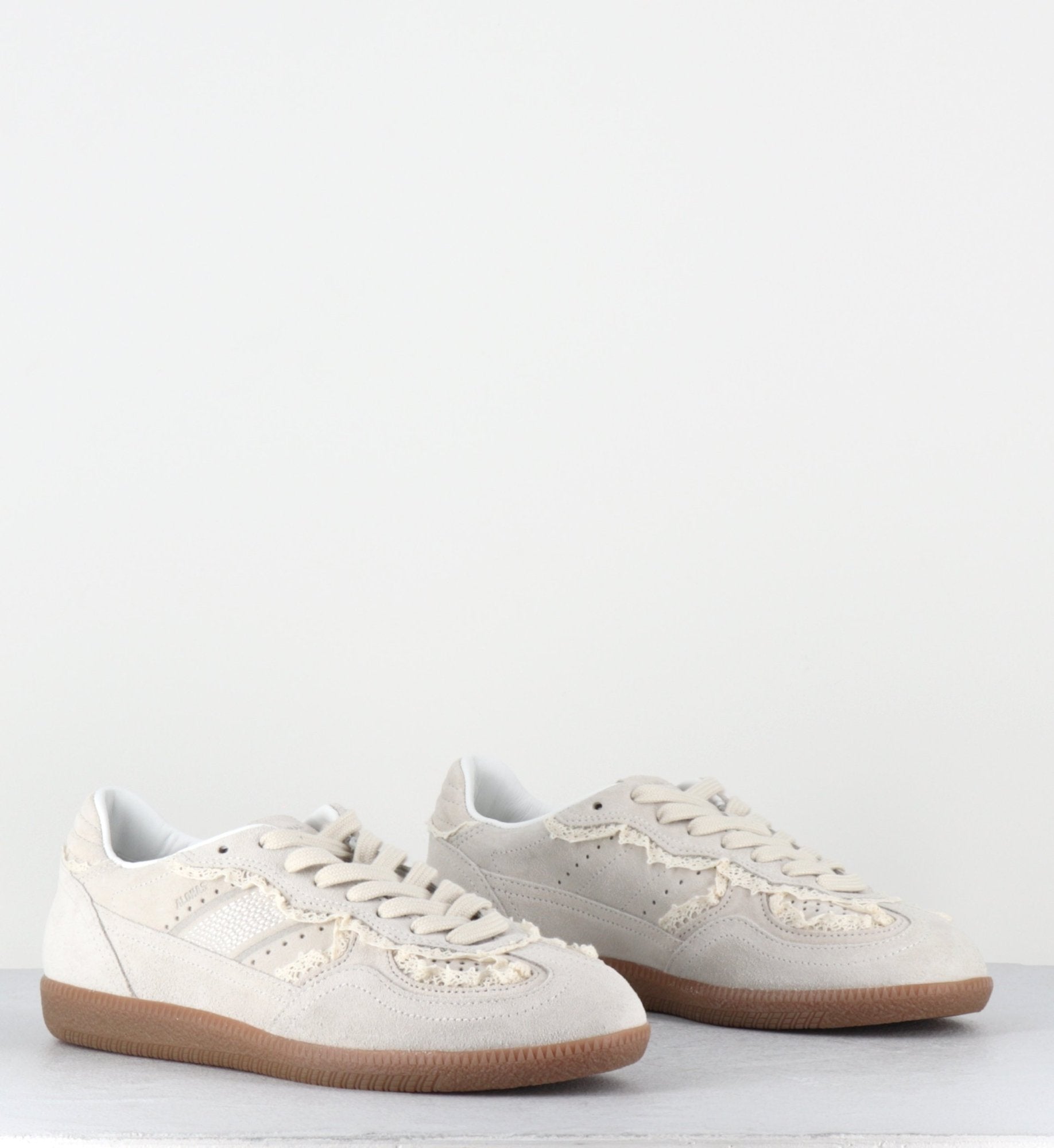 TB 490 CROCHET CREAM