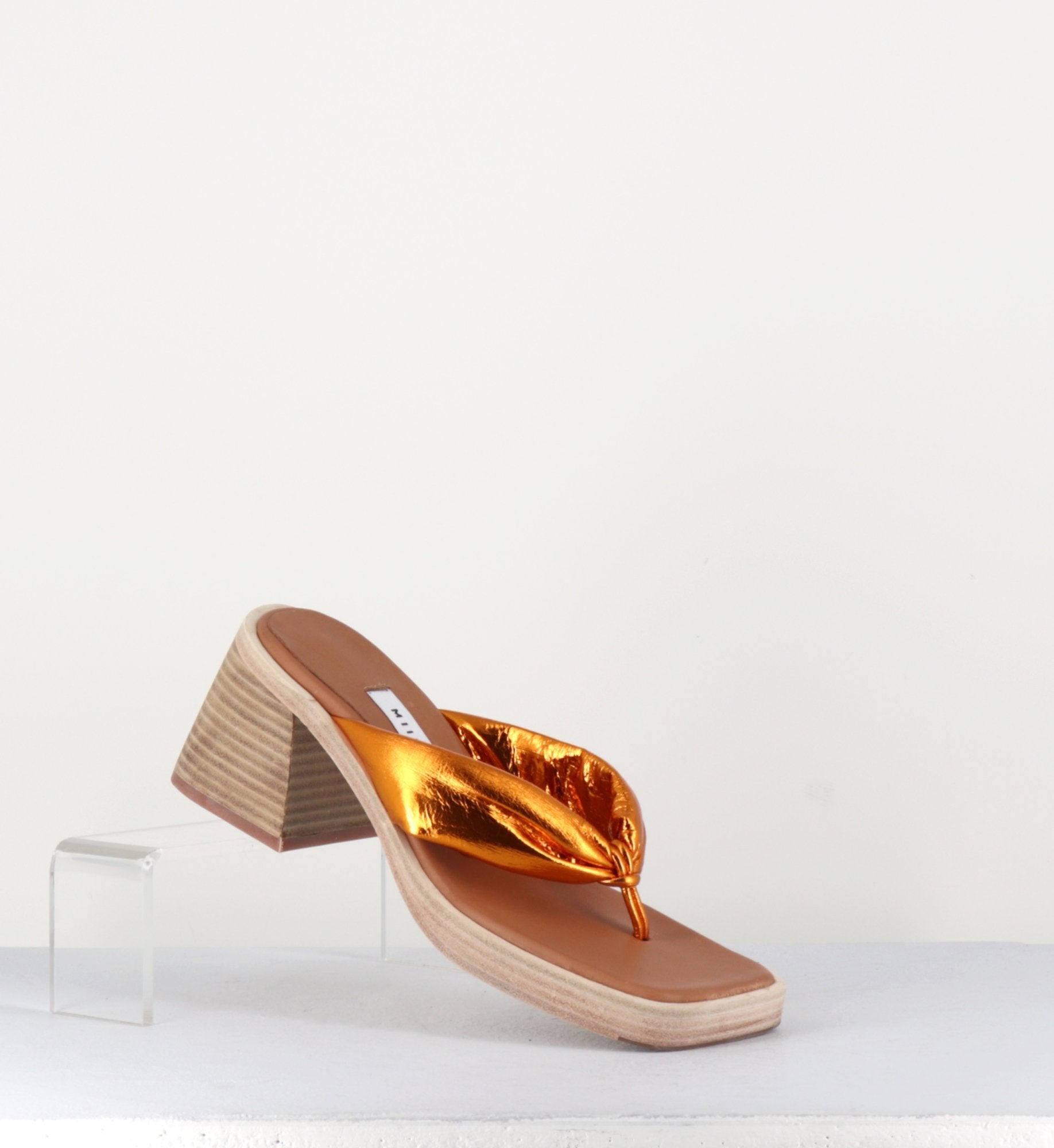 APRIL ORANGE SANDALS