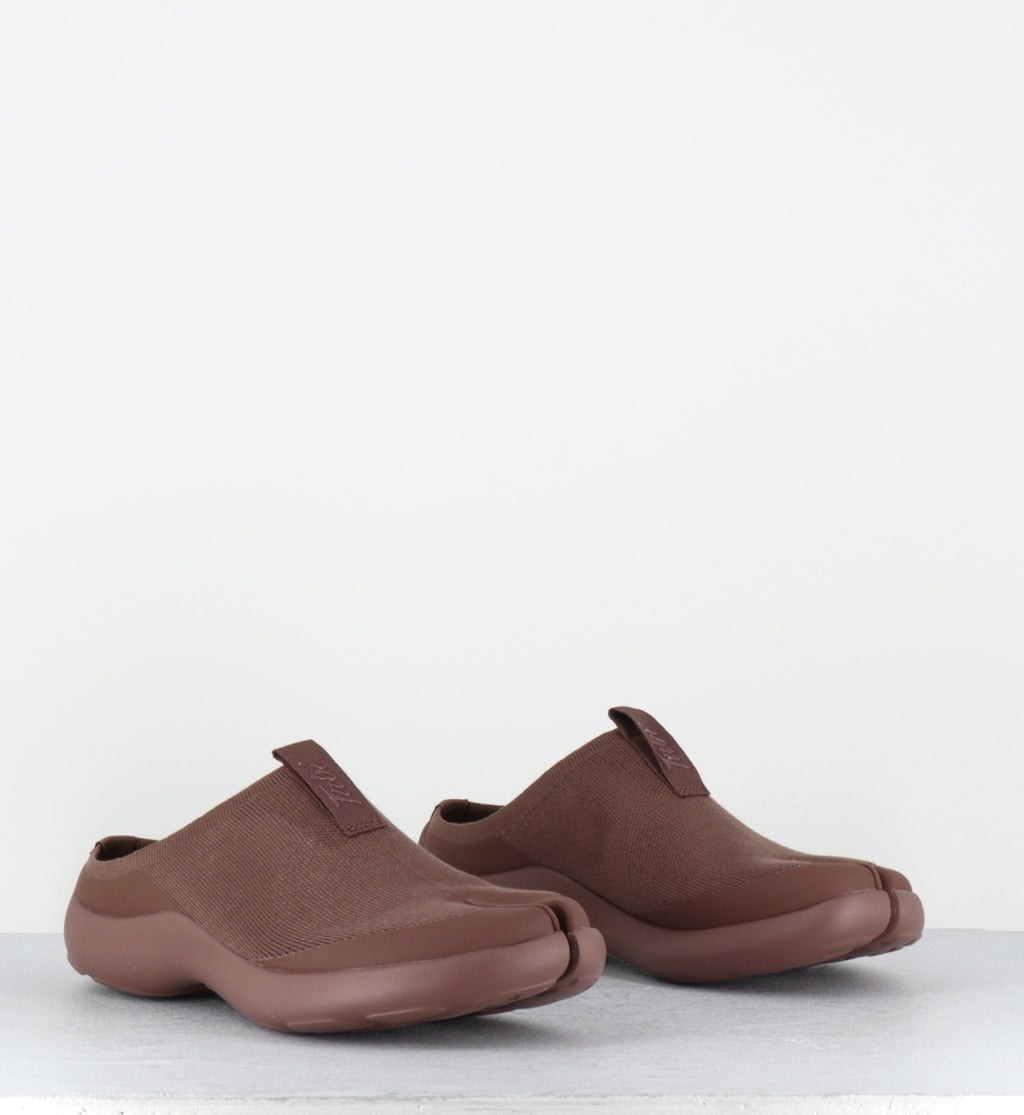 TABI MULES CHOCOLATE