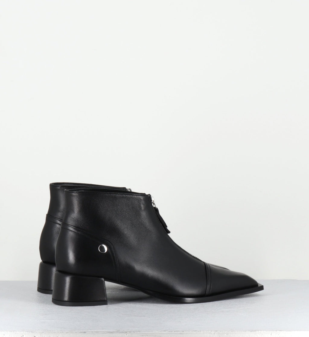 INE25 NAPPA NERO