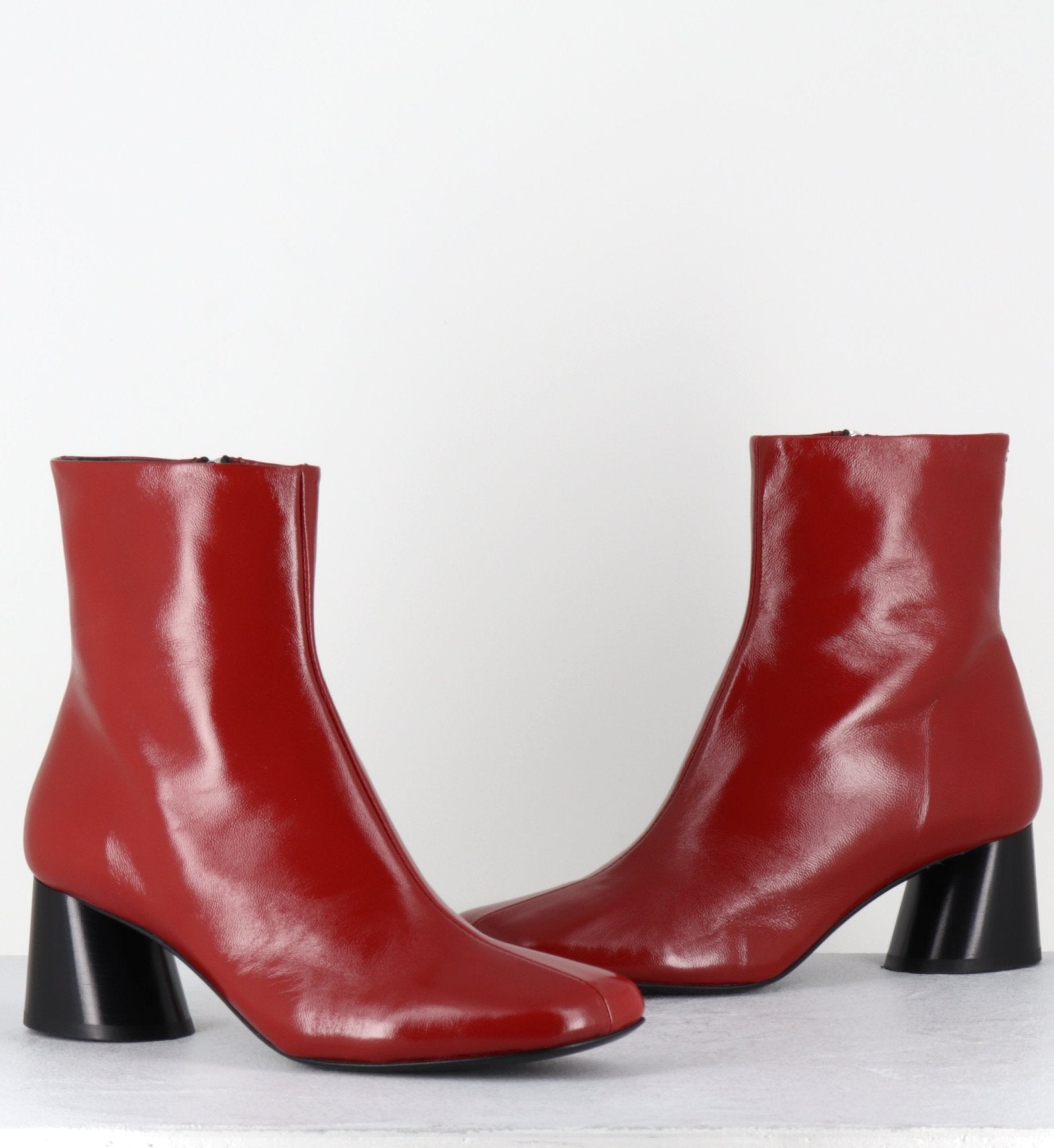 ODILE02 GLAZE PASSION