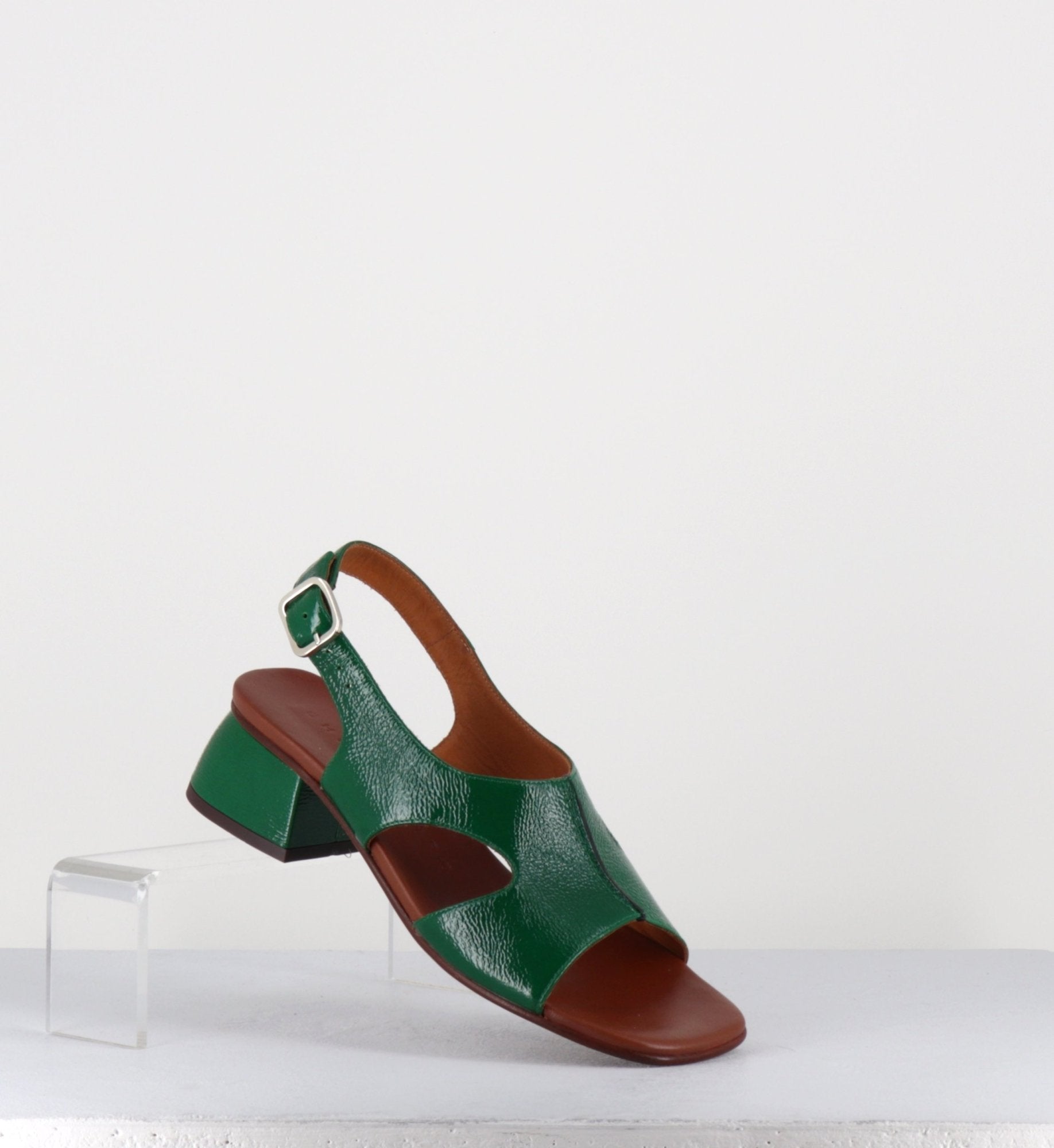 QUI-QUIANA44 FERRARI GREEN