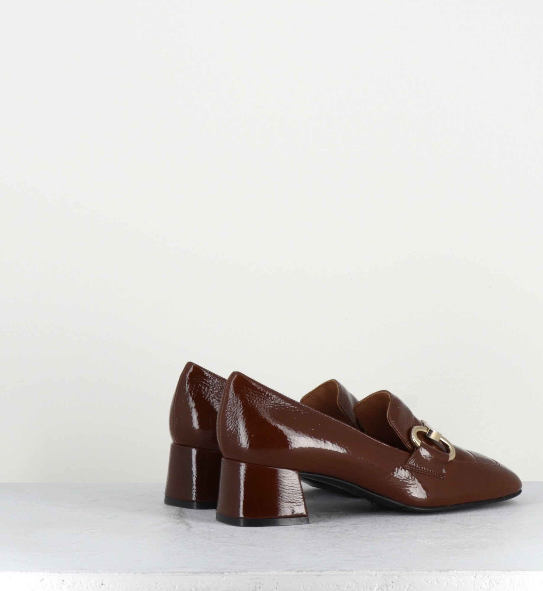 2465 FINISH MARRONE