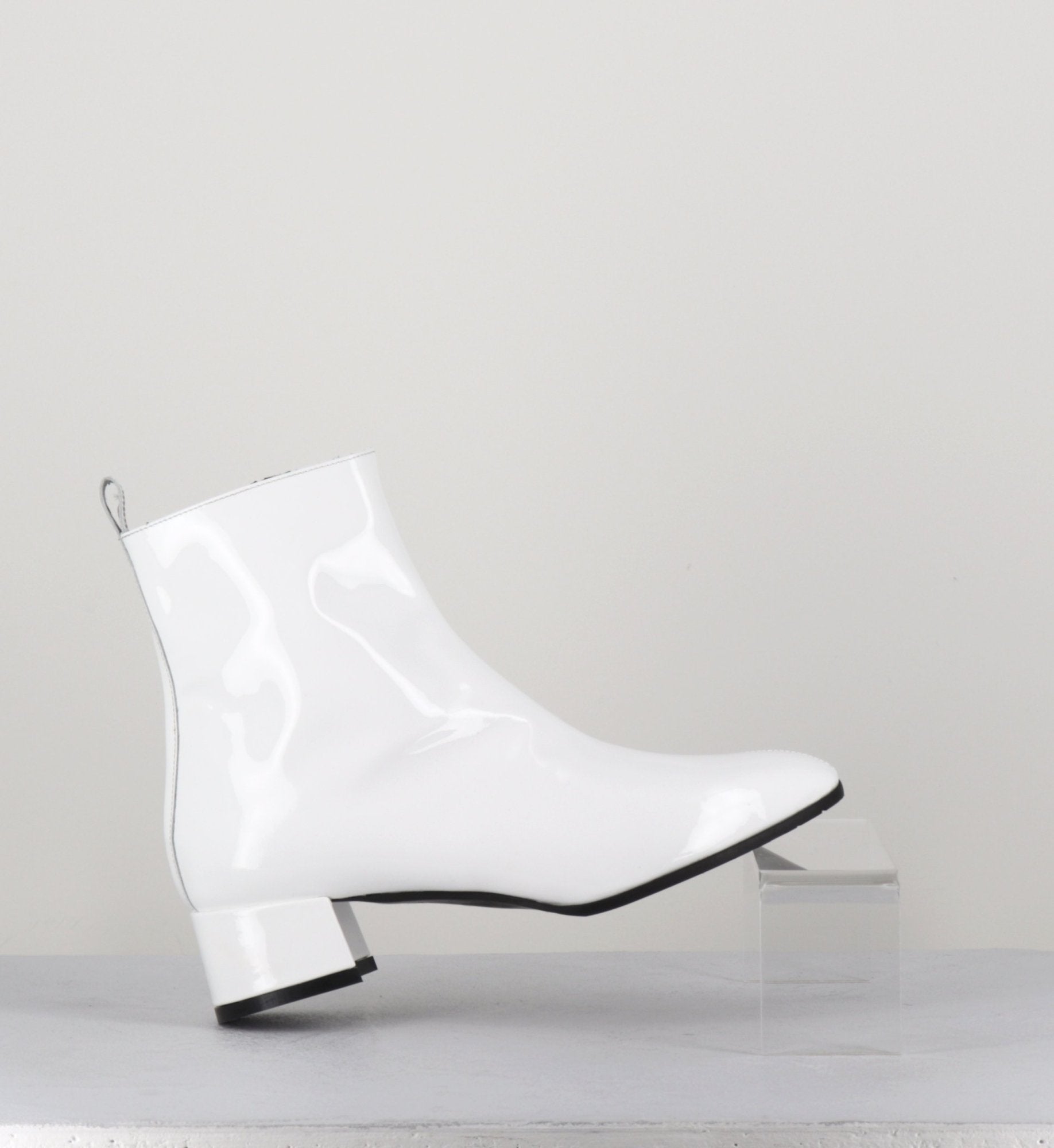 Boots 60s en cuir vernis blanc - JANE VERNICE BIANCO
