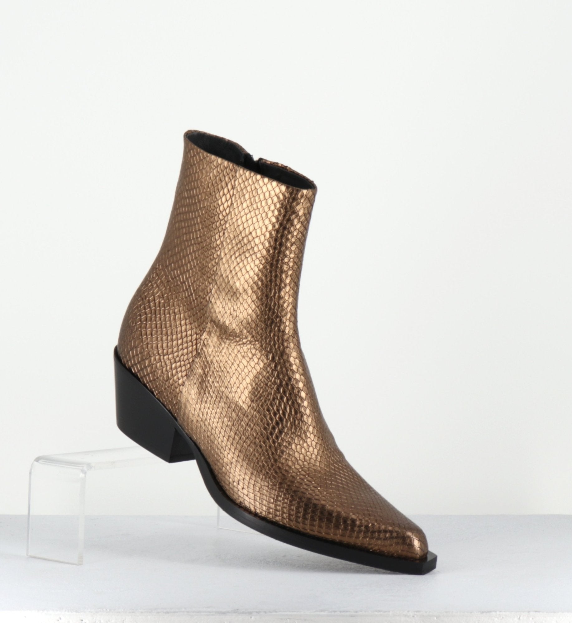 SEBERO PITON OLD GOLD