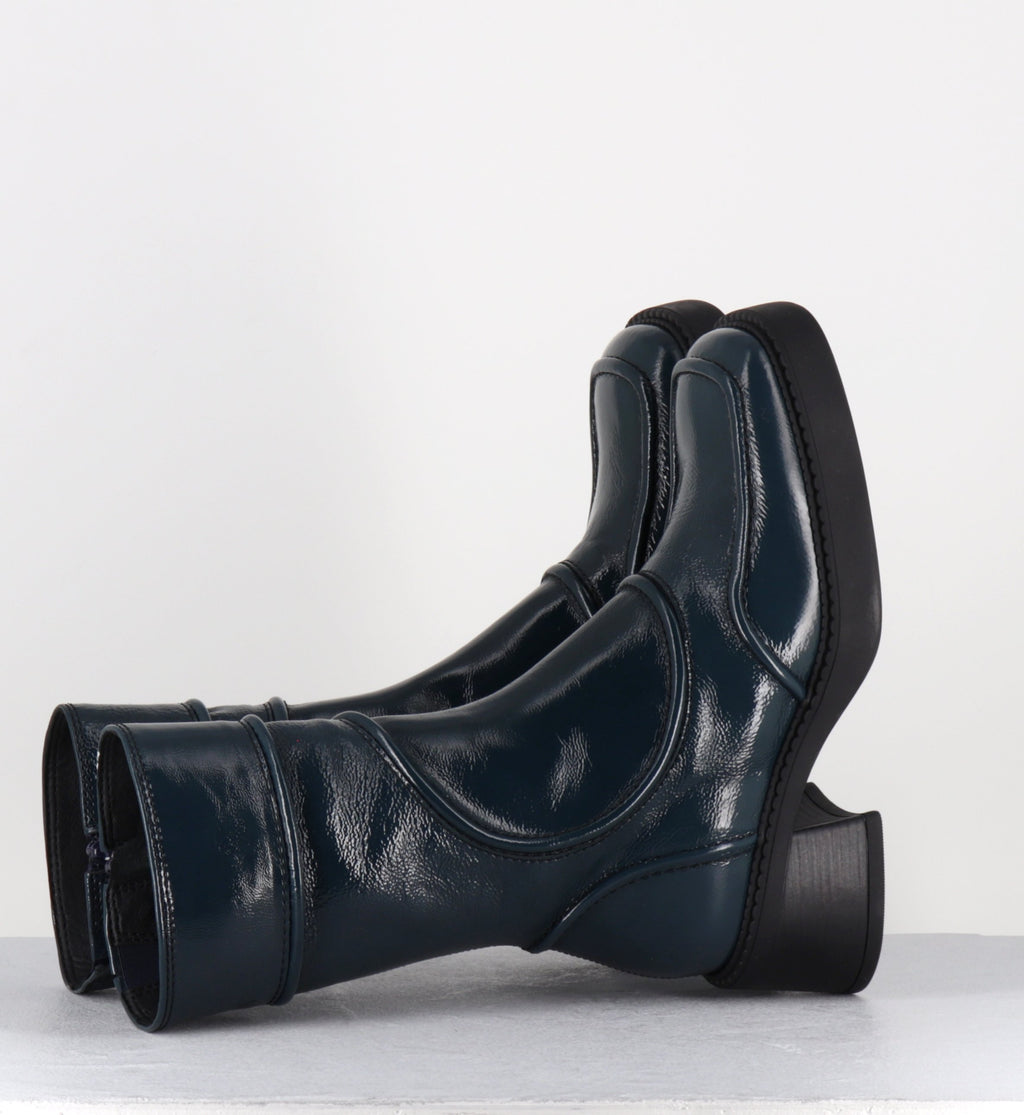 MALENE25  NAVY BOOTS