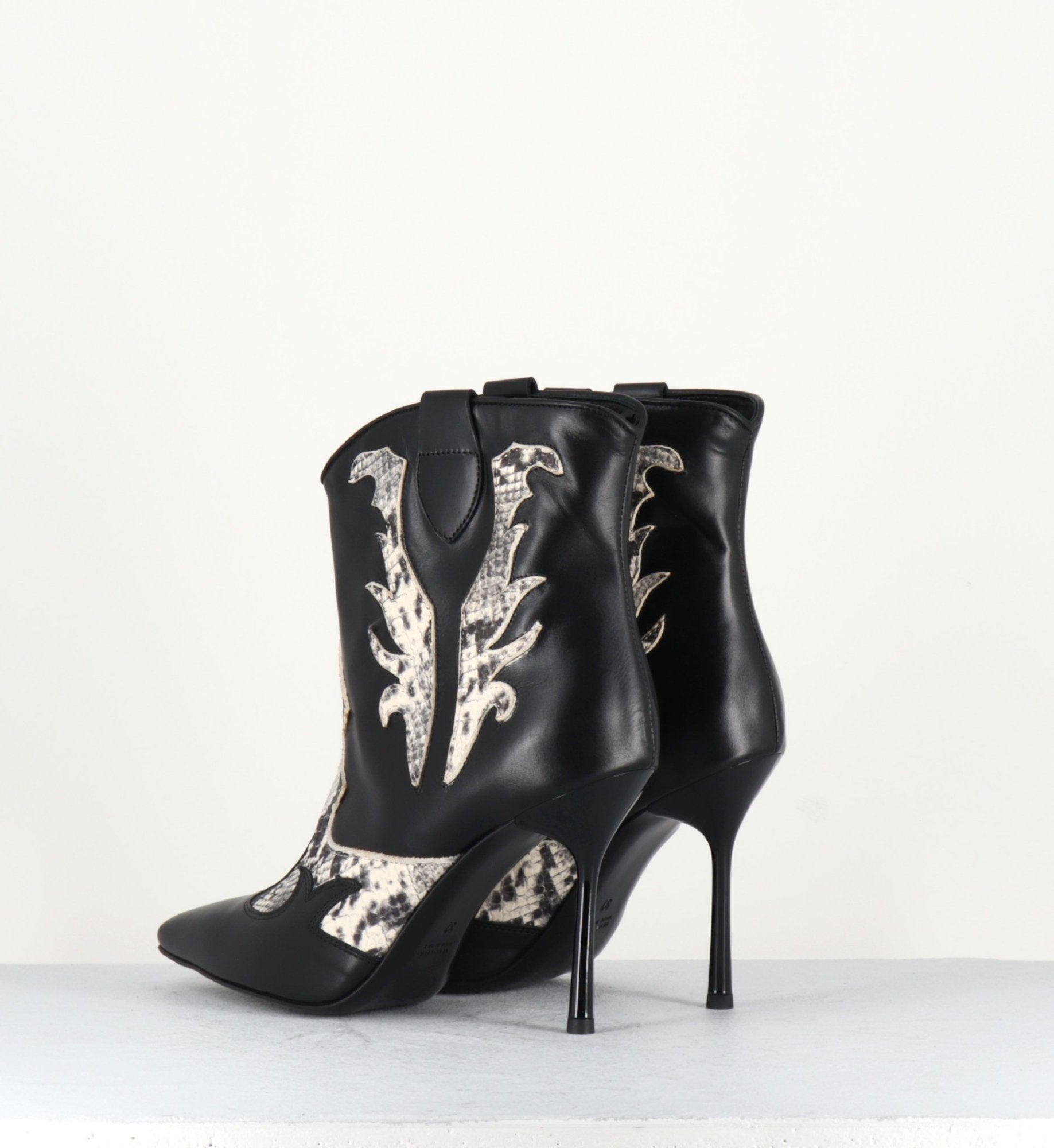 Bottines pointues à talon hauts Garrice collection - BR303