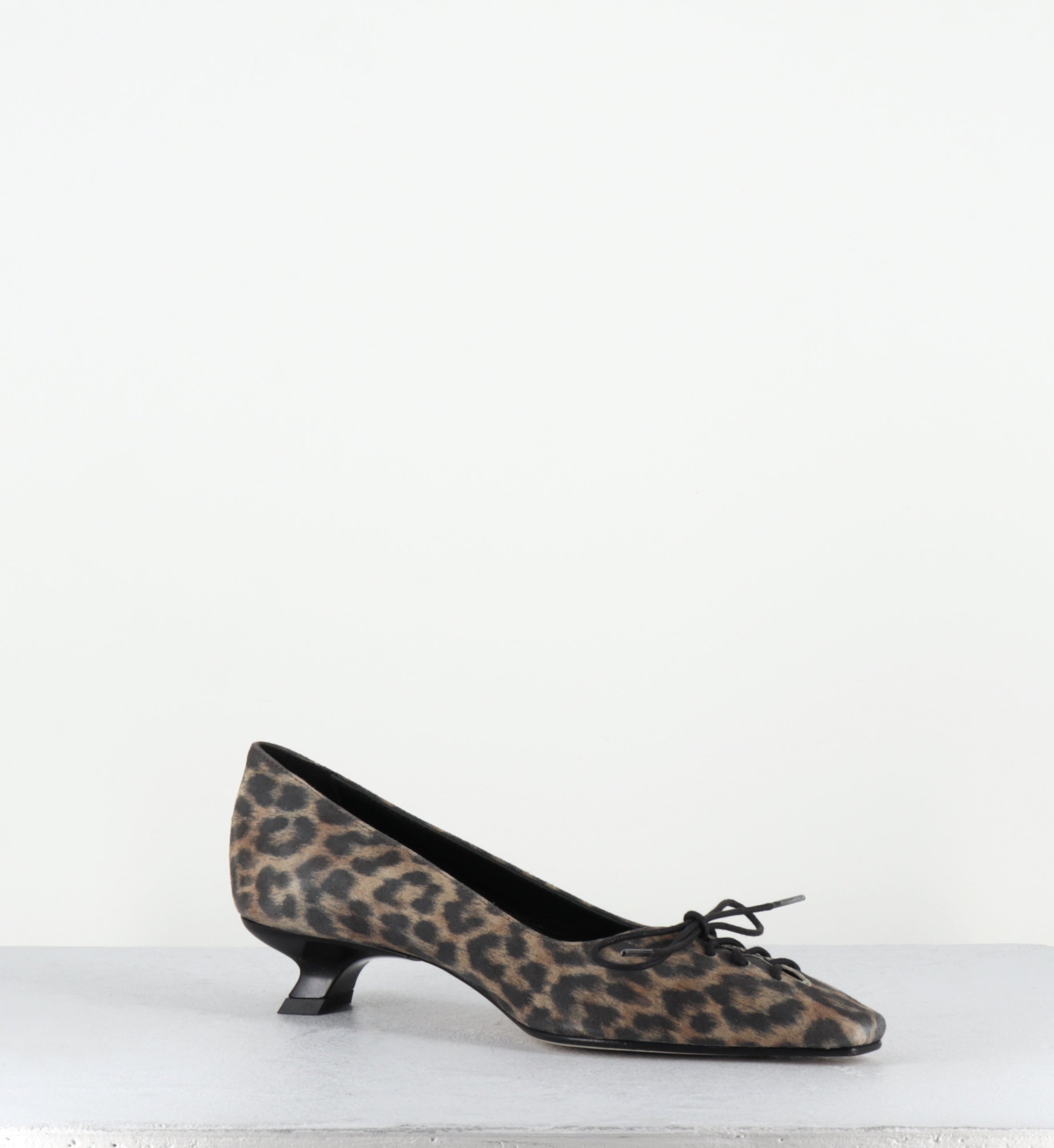 LATEI KAMELOS MACULATO