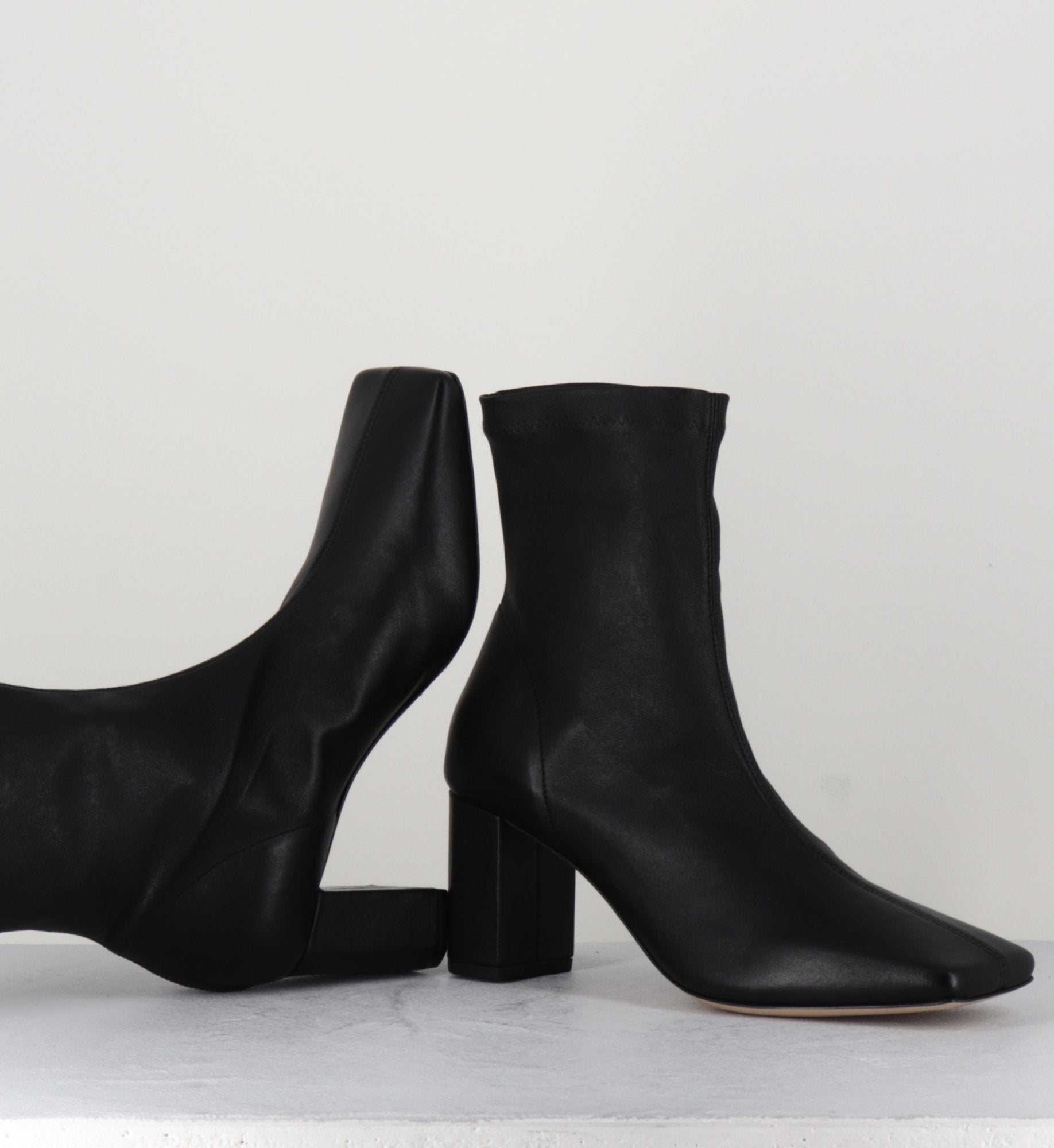 Boots à enfiler en cuir stretch noir - 1A4352D BLACK