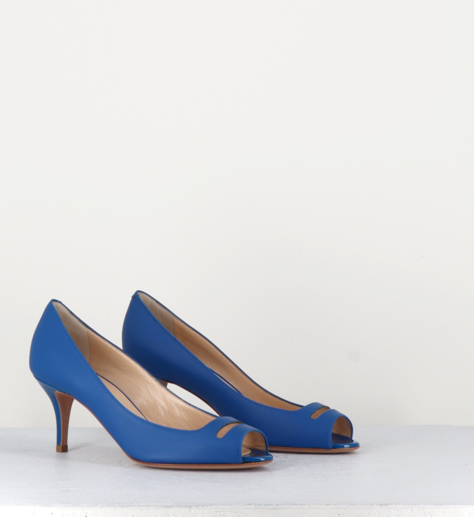 Escarpins petits talons en cuir vernis bleus - Pellico