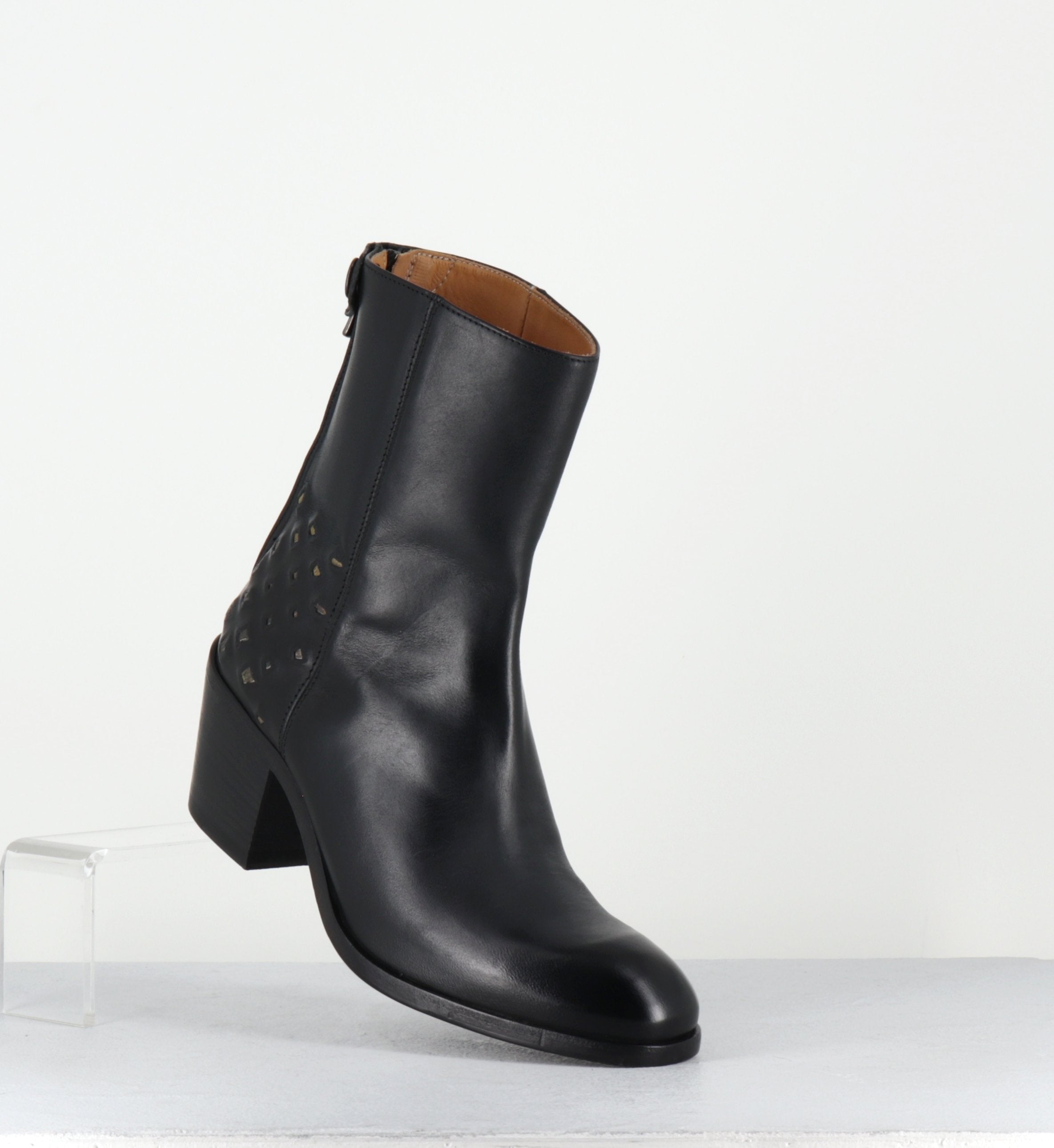 ISABEL 90005 STRIKE BLACK