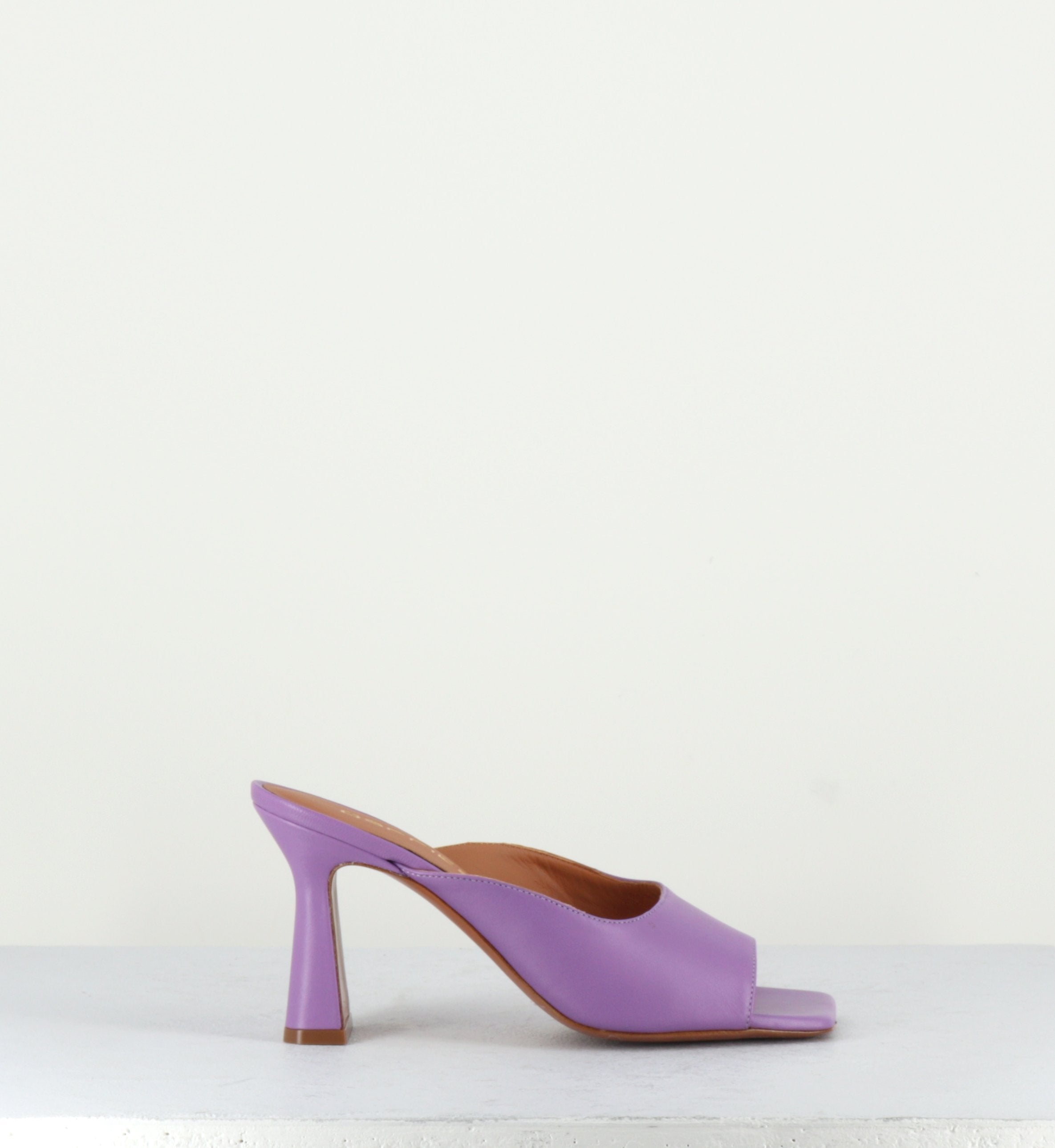 2279 LAVANDA