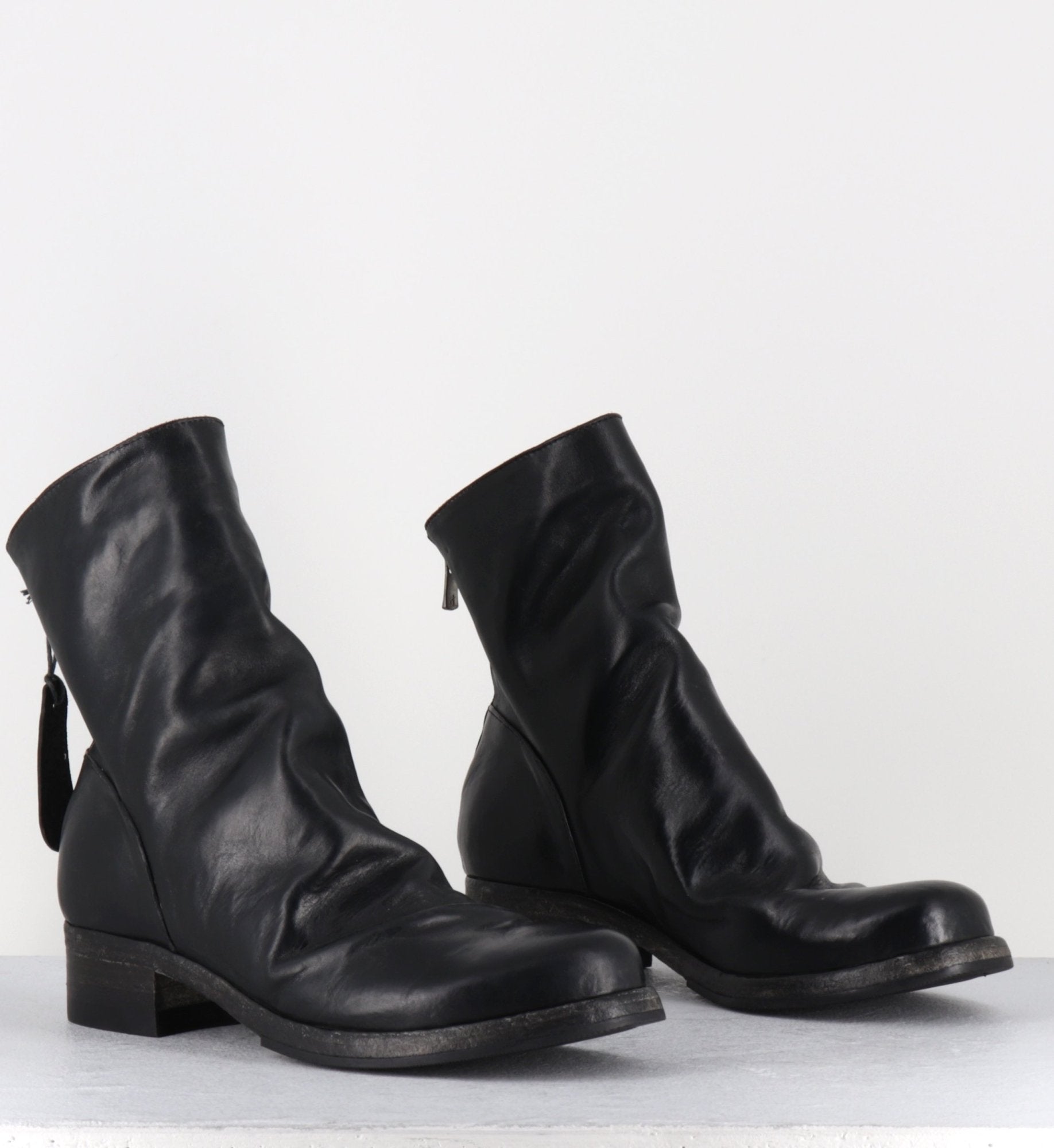 514040 HORSE BAN NERO