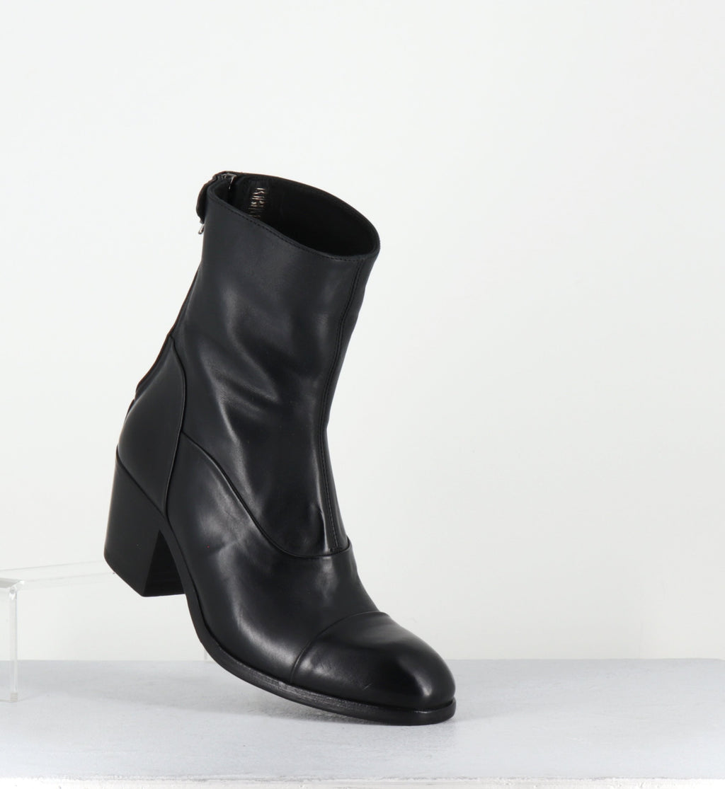 ISABEL 14004 STRIKE BLACK