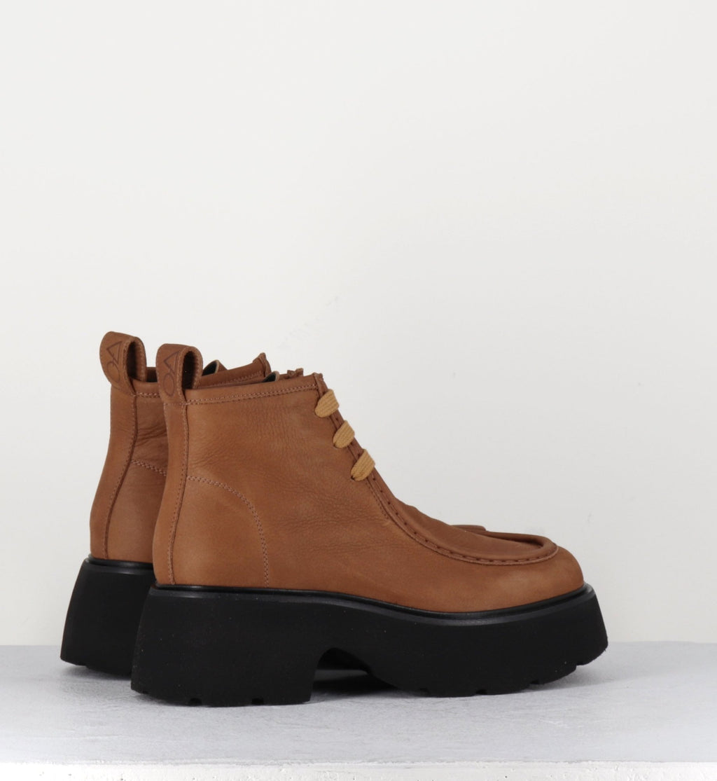 A78NP NABUCK COGNAC