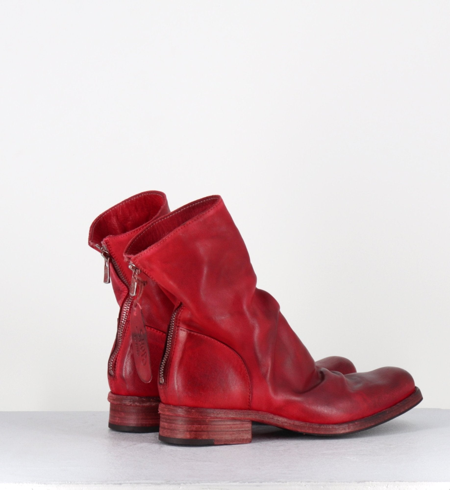 51339 HORSE DIVE ROSSO