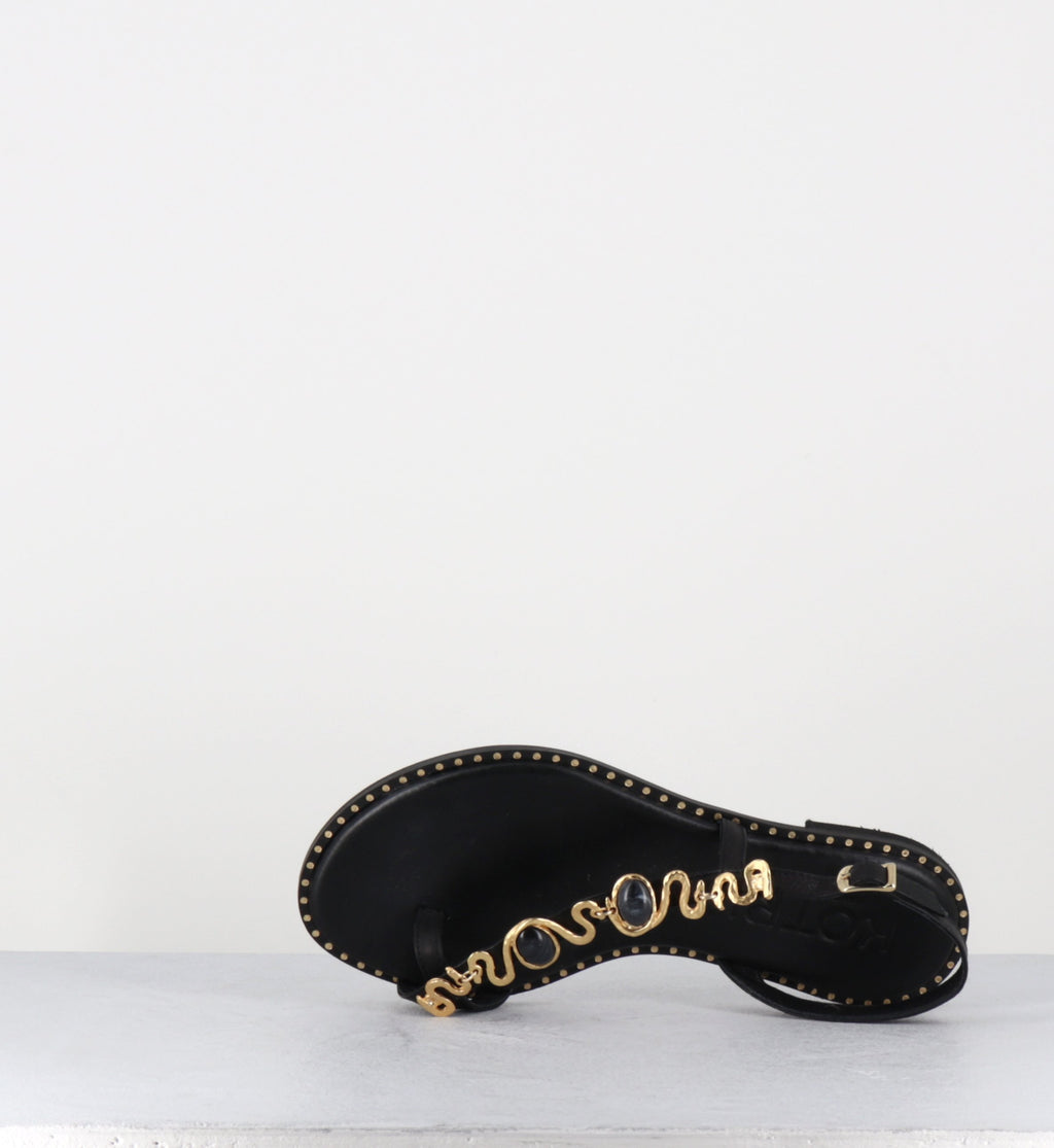K817 BLACK